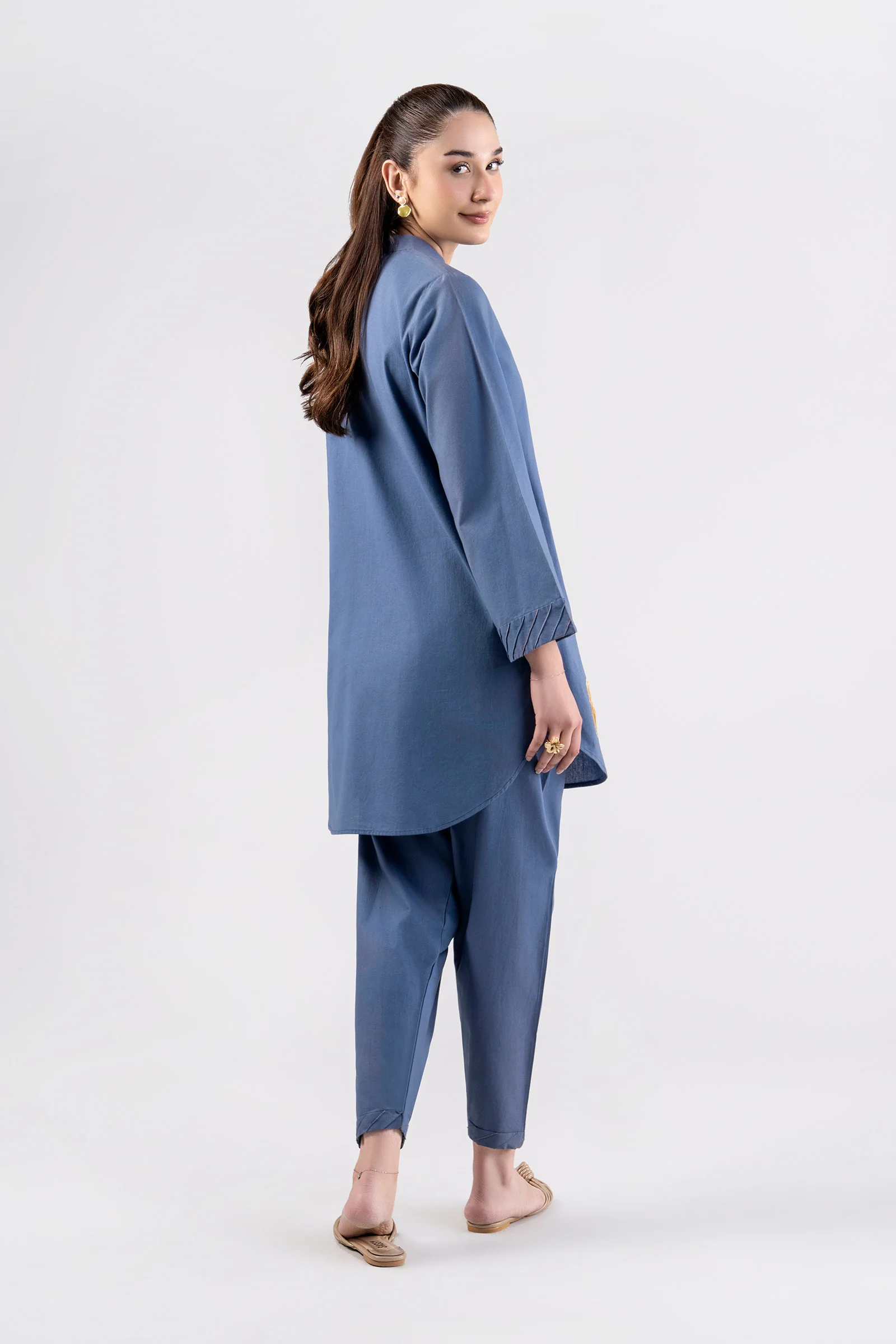 2 Pc Embroidered Linen Suit - Image 5