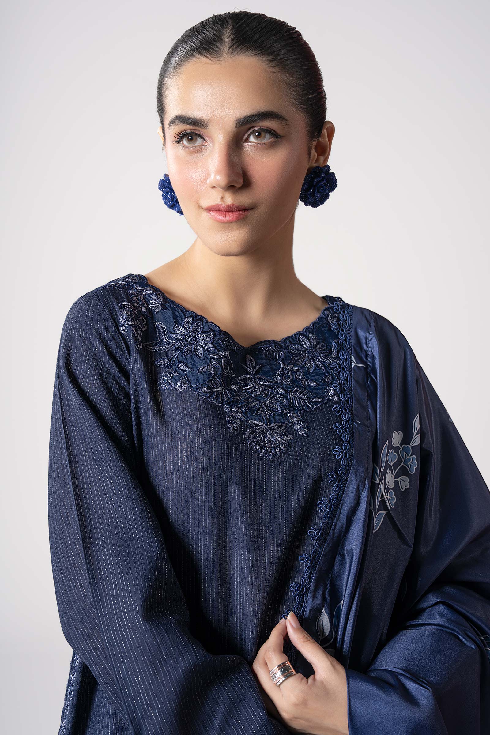 2 Pc Embroidered Lurex Texture Suit - Image 3
