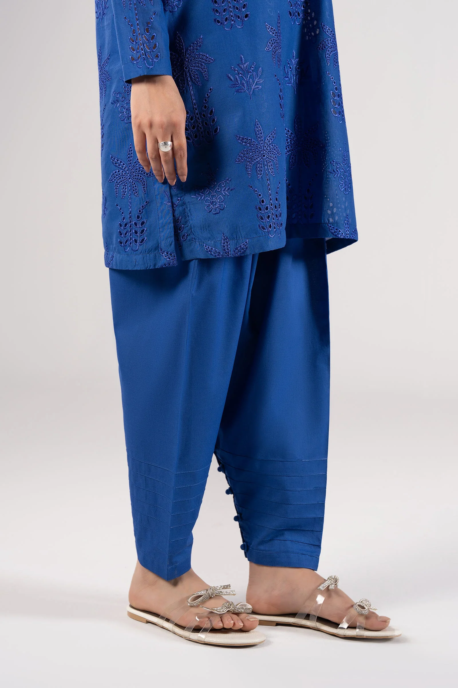 2 Pc Embroidered Lawn Suit - Image 5