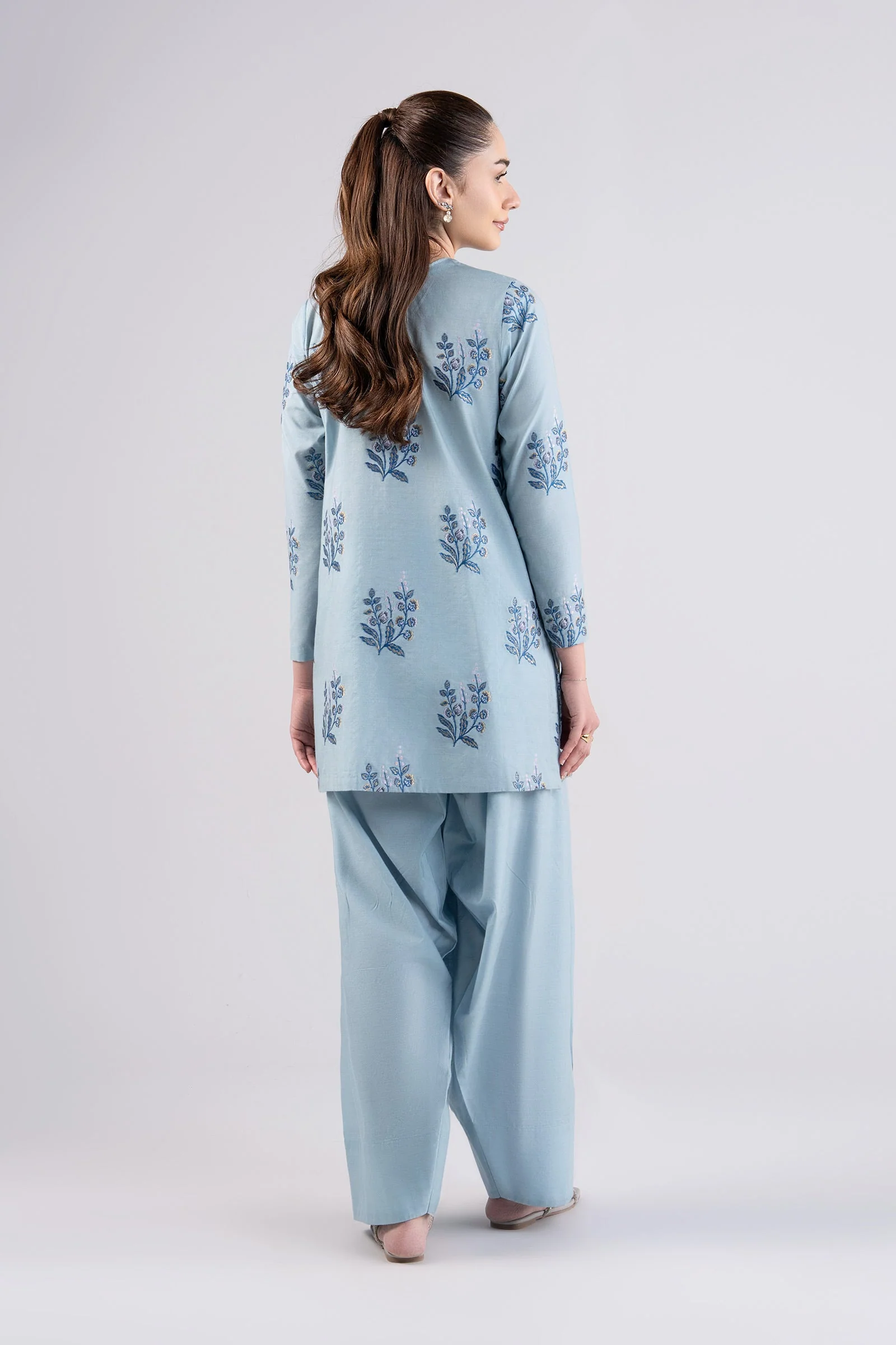 2 Pc Embroidered Jacquard Suit - Image 6