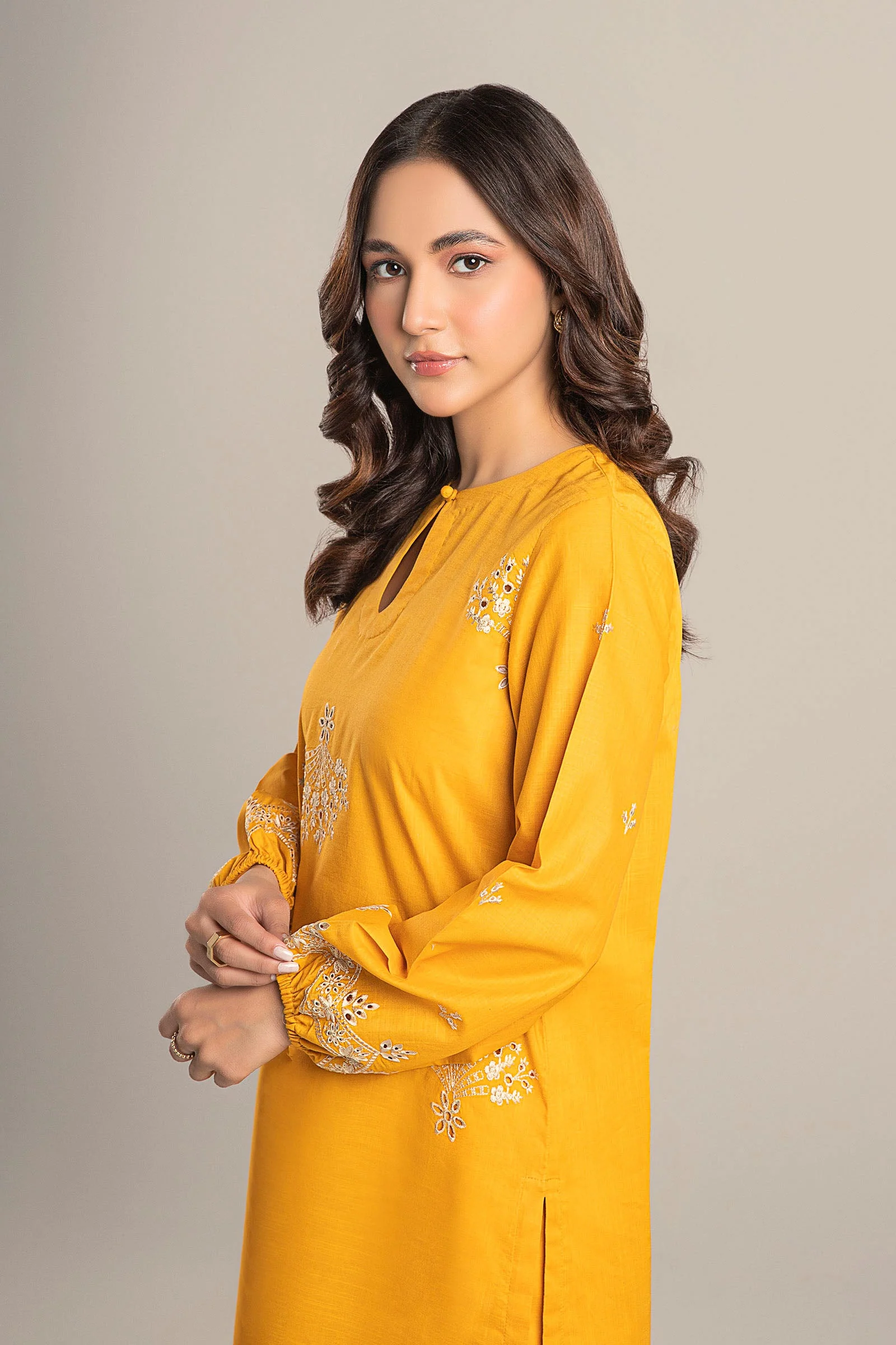 2 Pc Embroidered Crosshatch Lawn Suit - Image 4