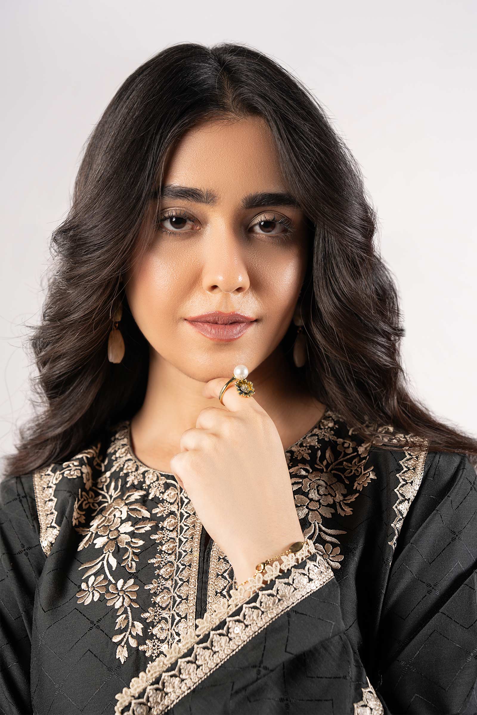 2 Pc Embroidered Viscose Suit - Image 3