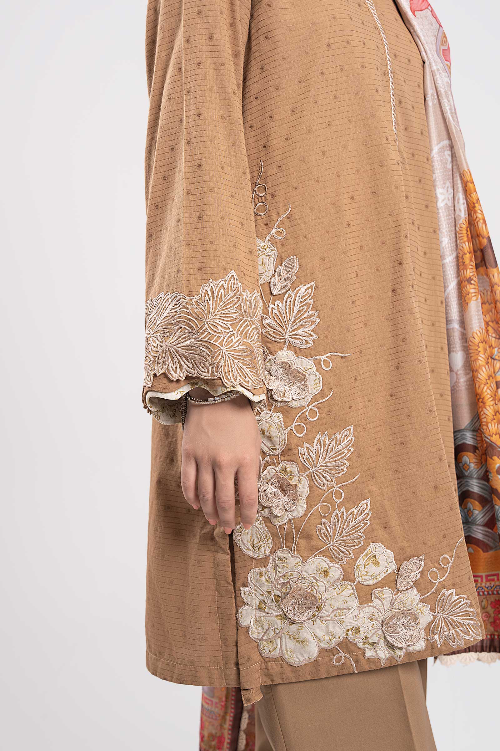 2 Pc Embroidered Lurex Suit - Image 4
