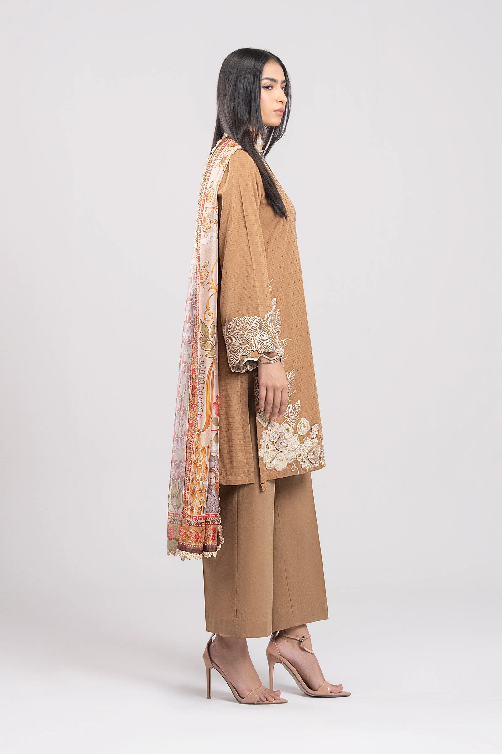 2 Pc Embroidered Lurex Suit - Image 5