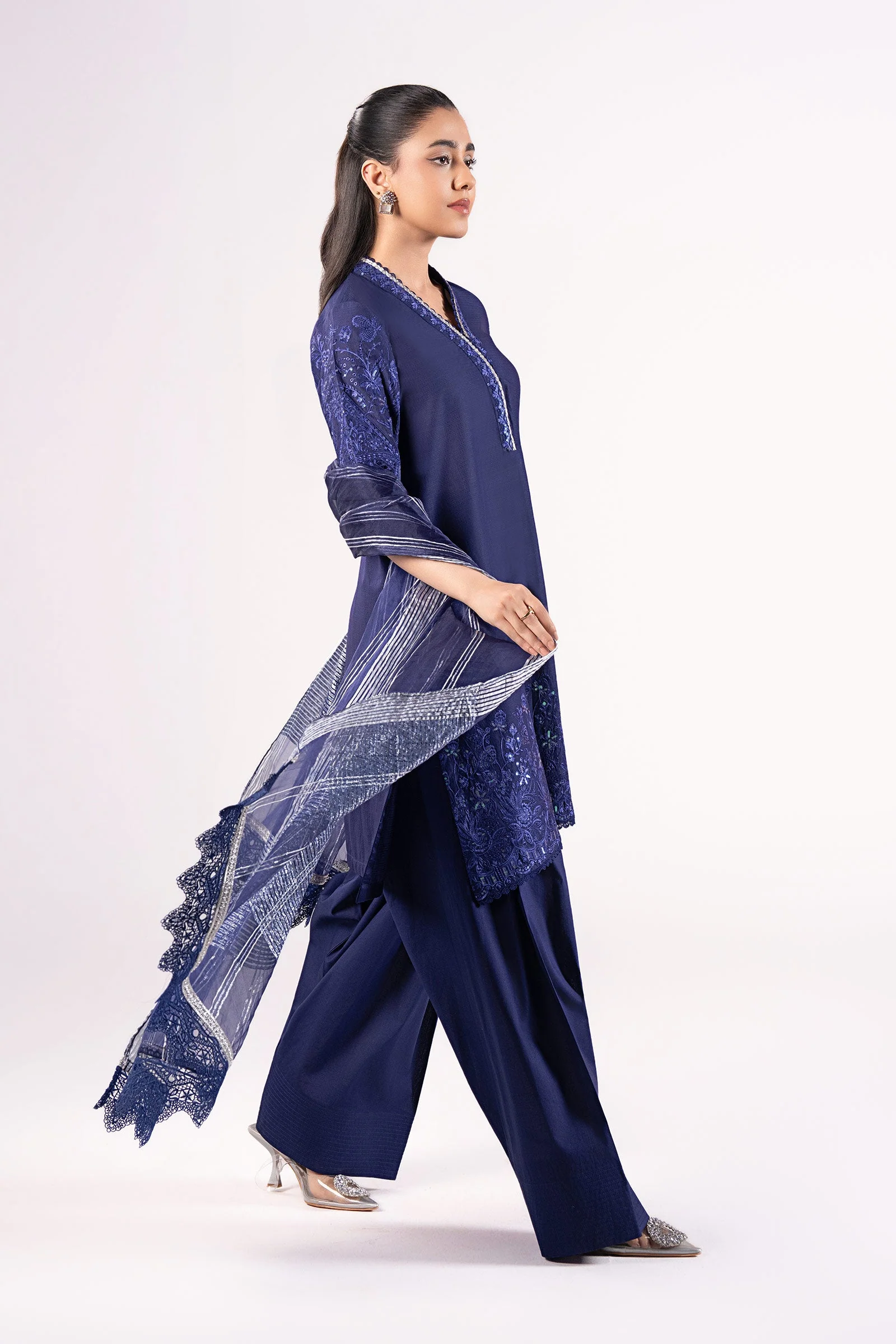 3 Pc Embroidered Dobby Suit - Image 4