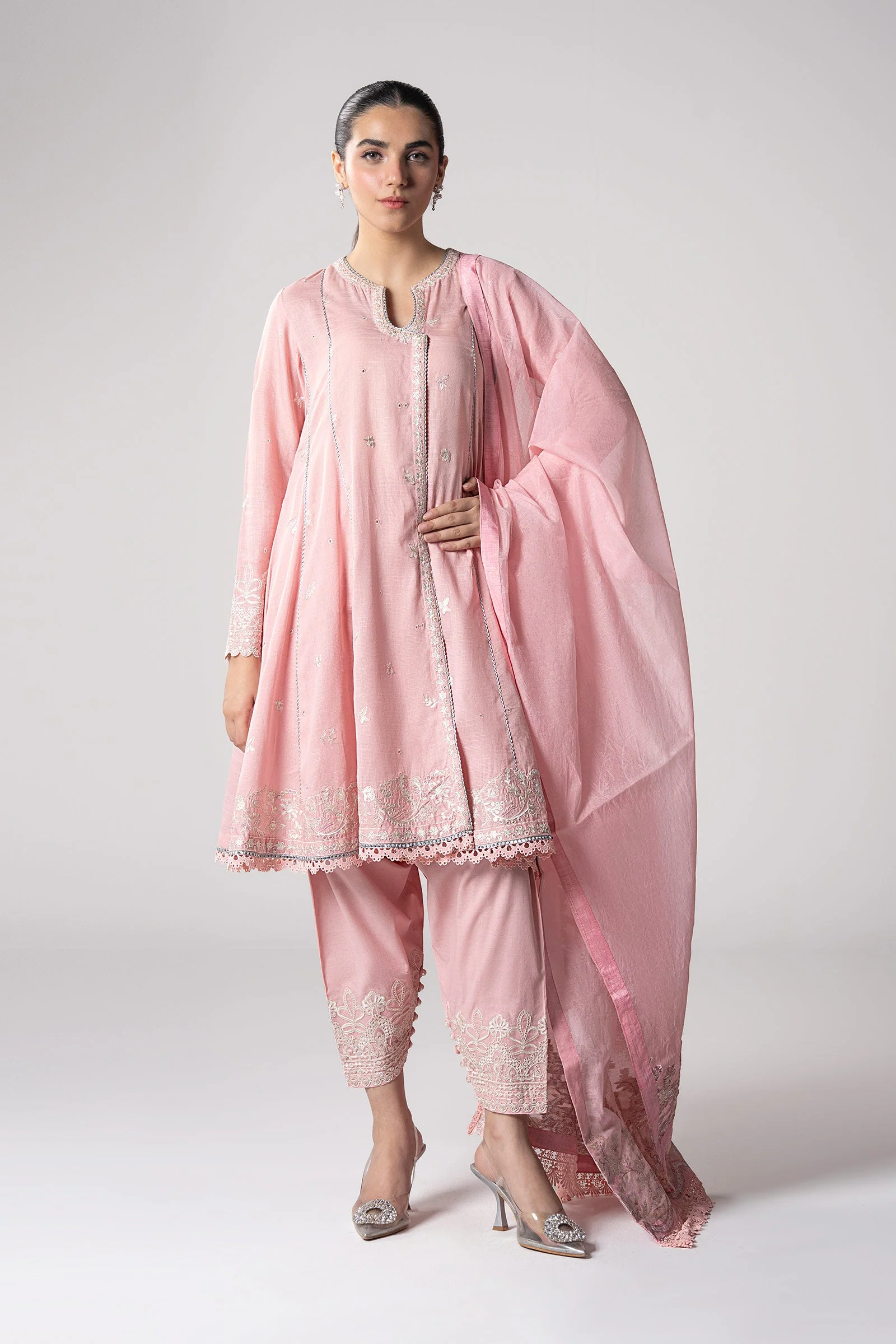 3 Pc Embroidered Slub Lawn Suit