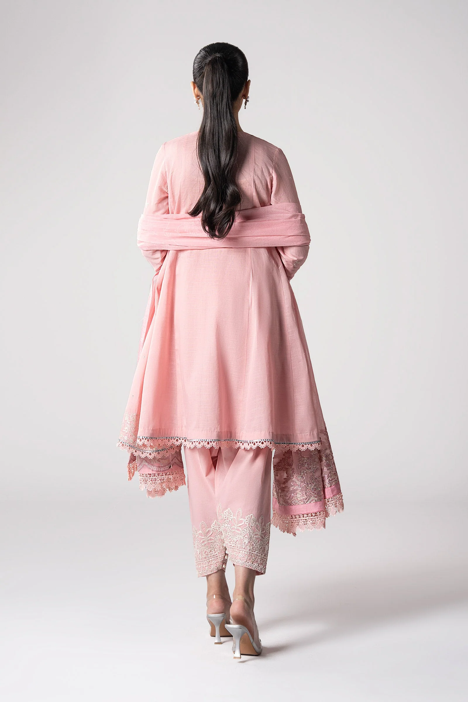 3 Pc Embroidered Slub Lawn Suit - Image 6
