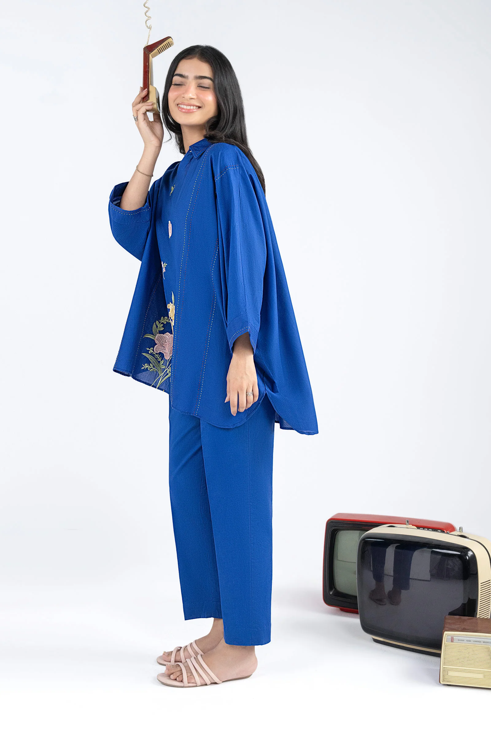 Embroidered Dobby Cotton Shirt - Image 4