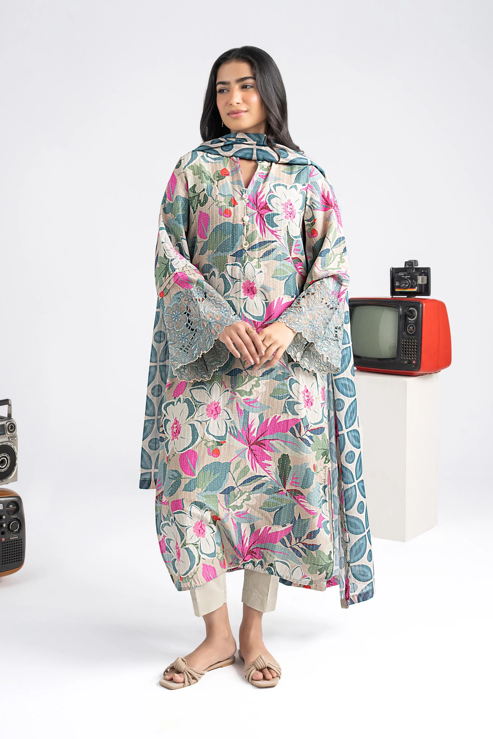 2 Pc Embroidered Lurex Cotton Suit - Image 3