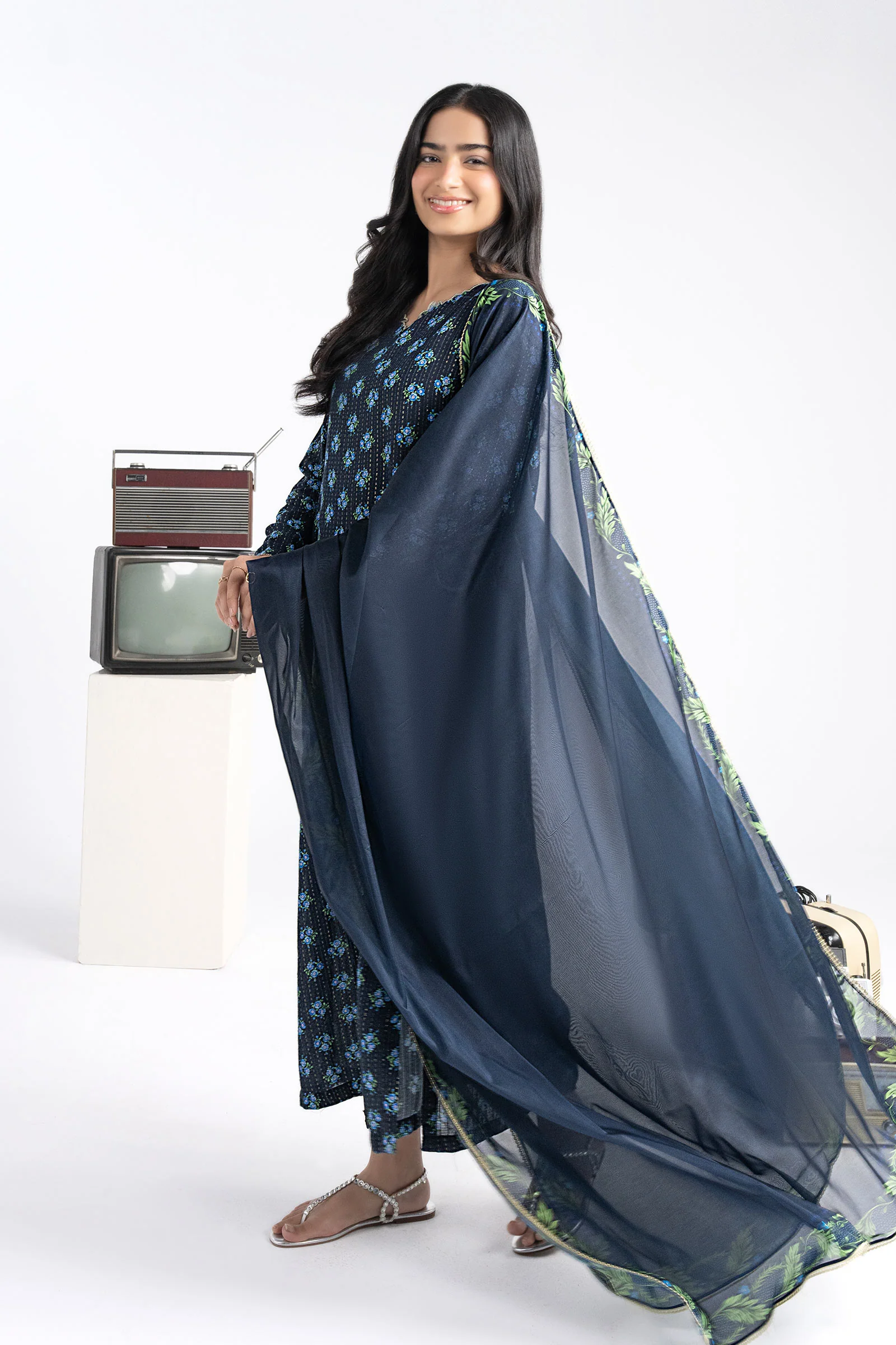 2 Pc Printed Lurex Cotton Suit - Image 5