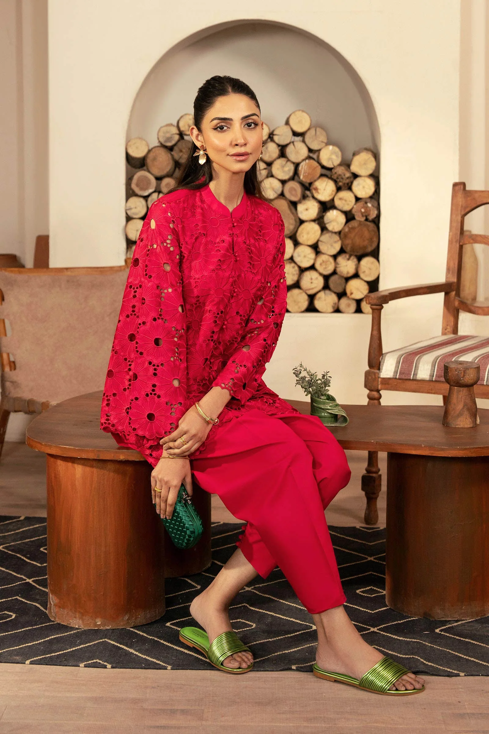 2 Pc Embroidered Lawn Suit - Image 4