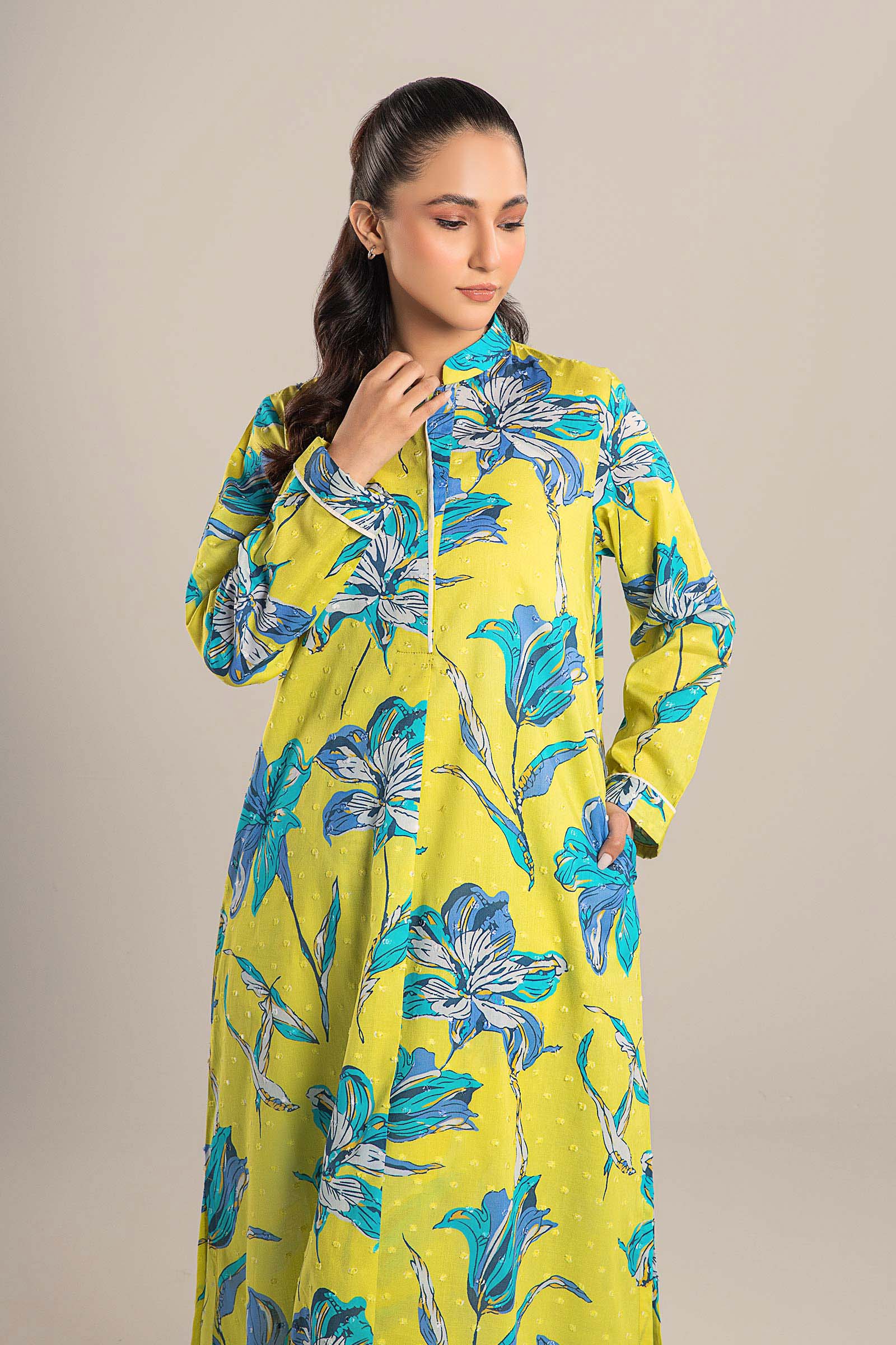 2 Pc Printed Brochia Suit - Image 2