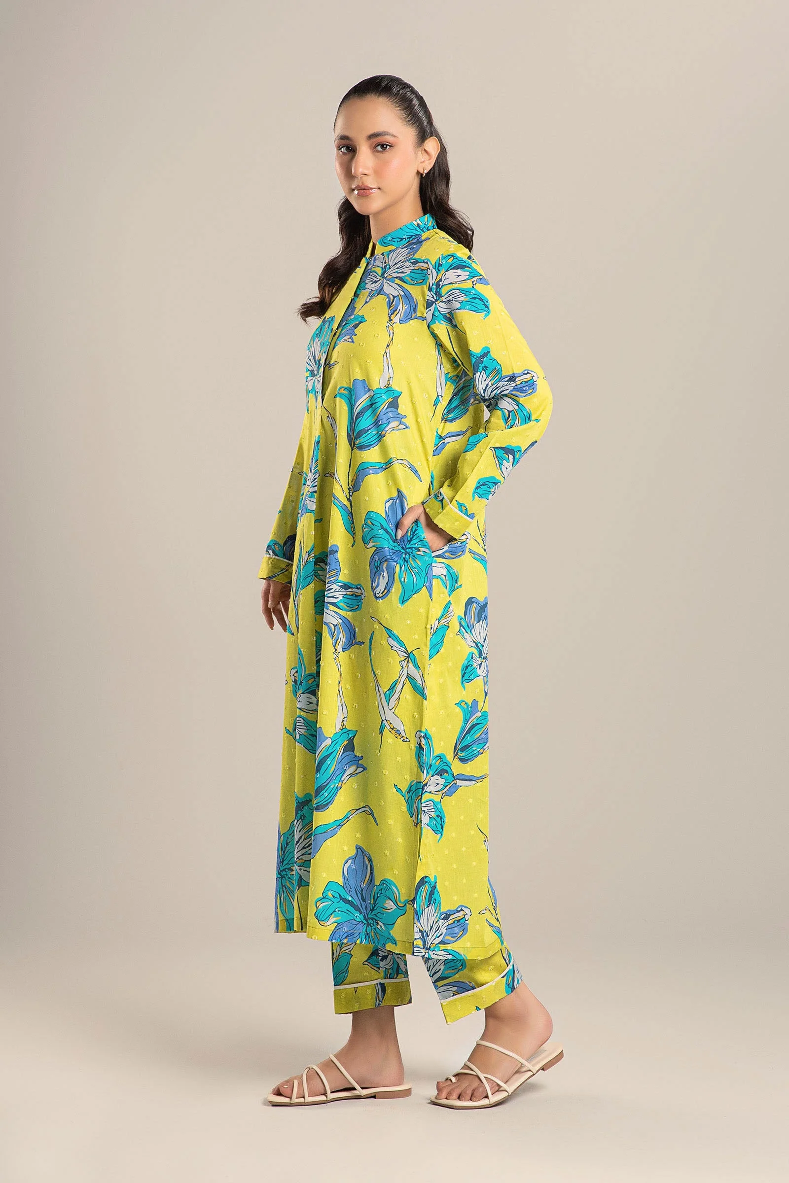 2 Pc Printed Brochia Suit - Image 4