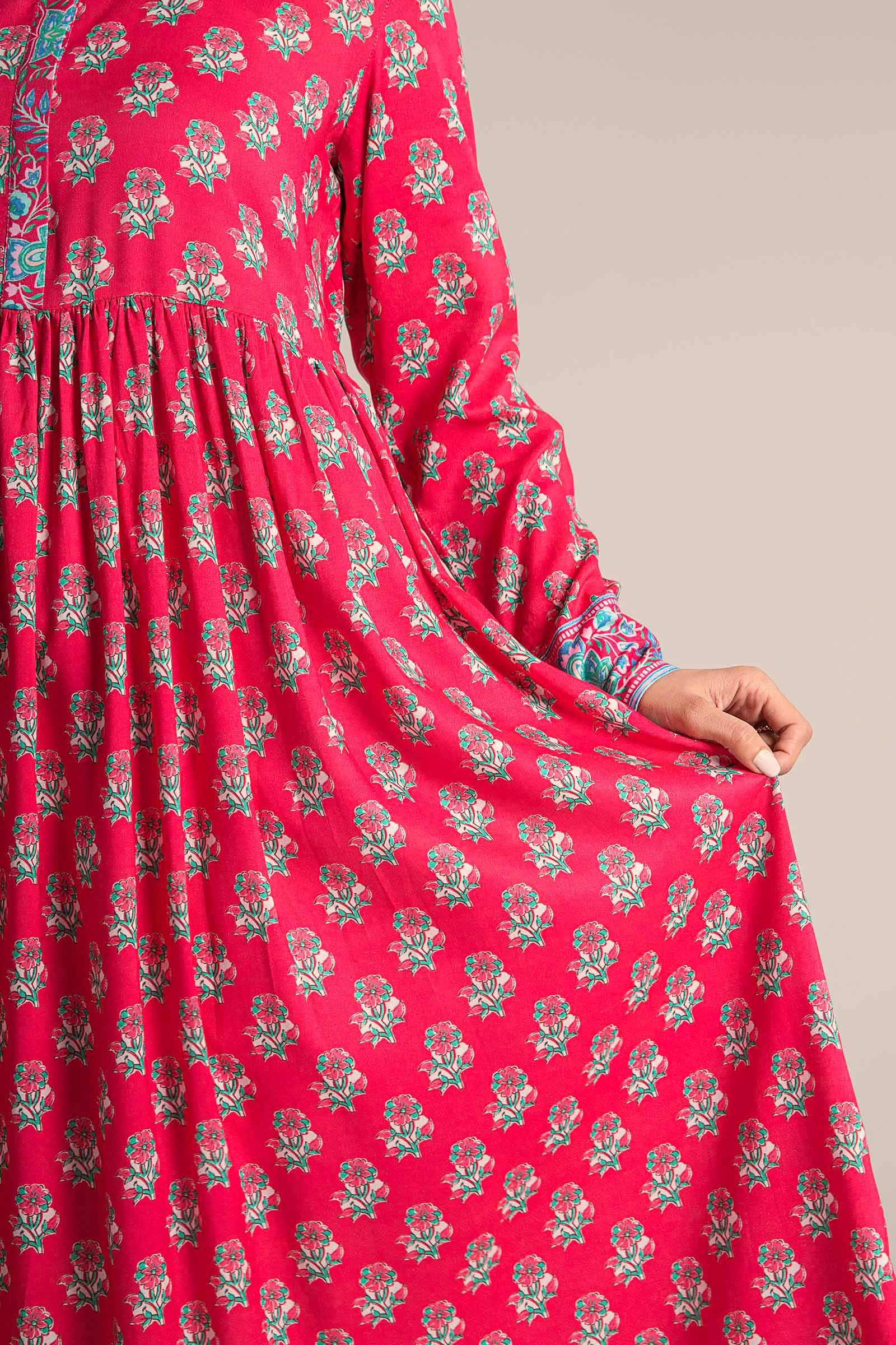 Printed Arabic Lawn Dress - Image 4