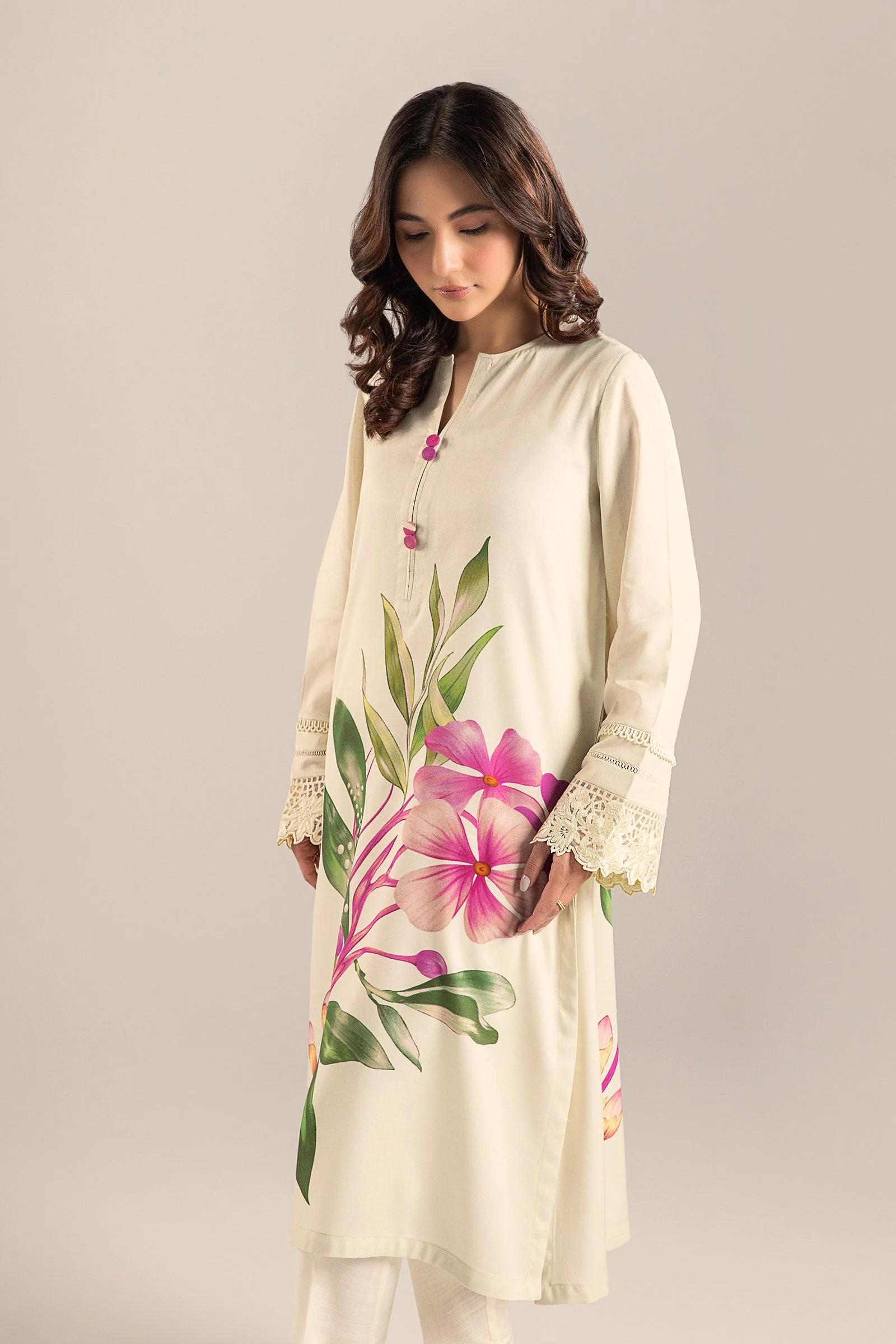 Printed Arabic Lawn Shirt - Image 3