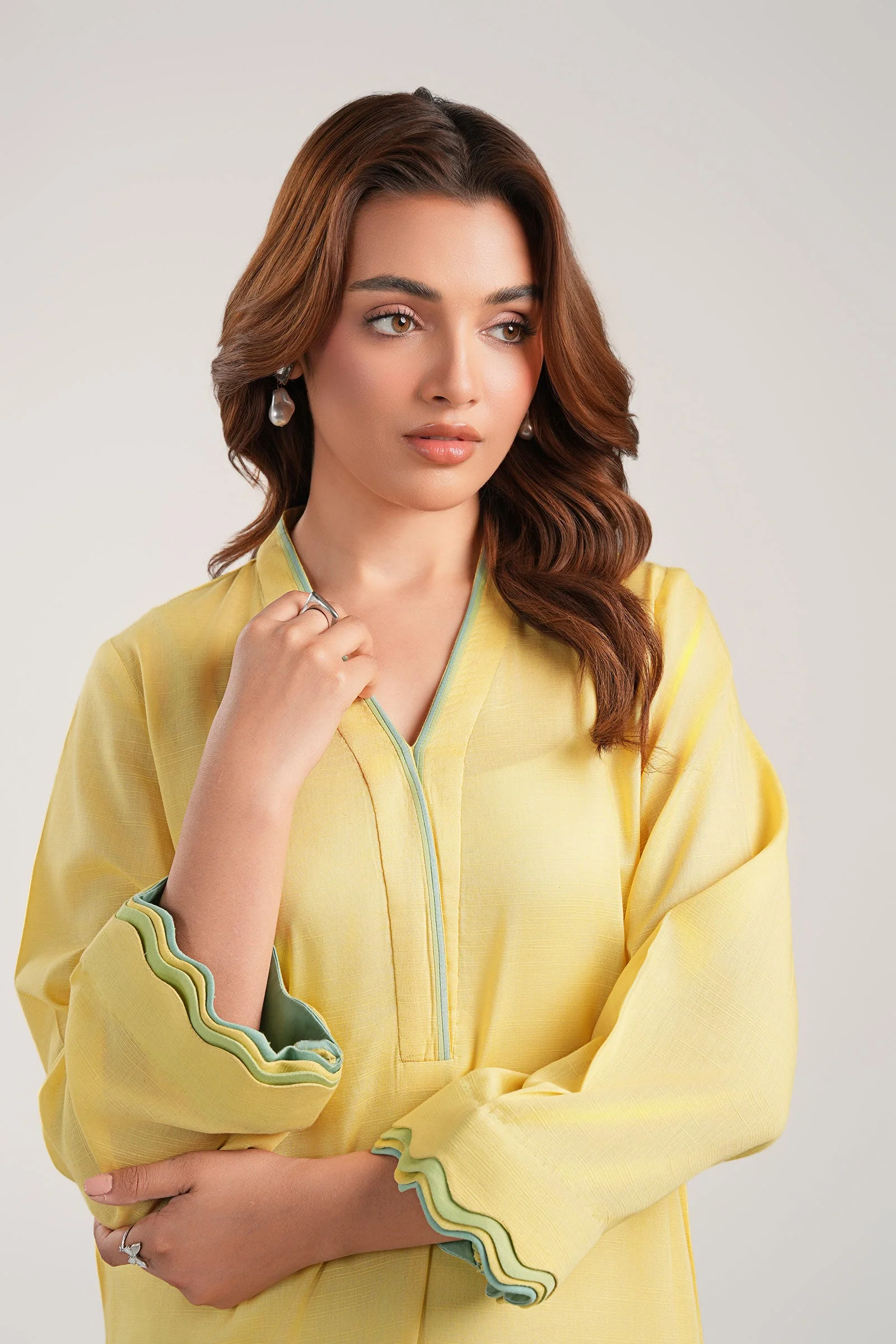 2 Pc Dyed Slub Lawn Suit - Image 4