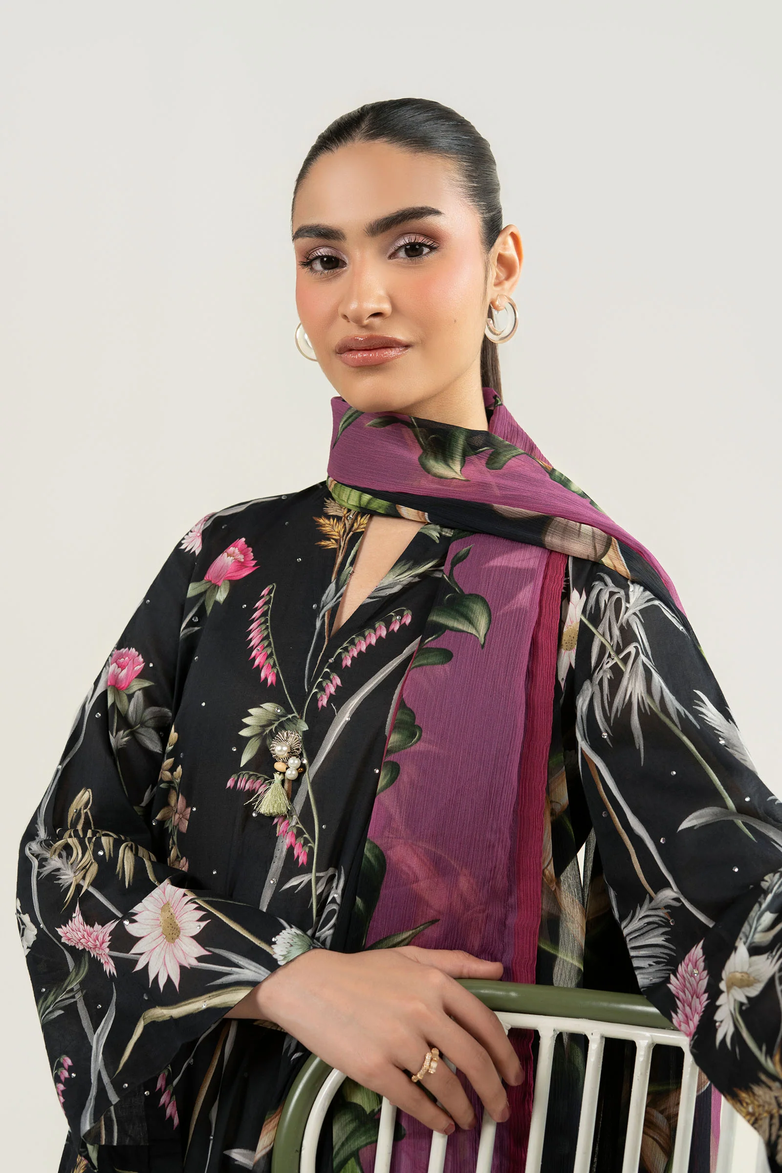 2 Pc Embroidered Lawn Suit - Image 3