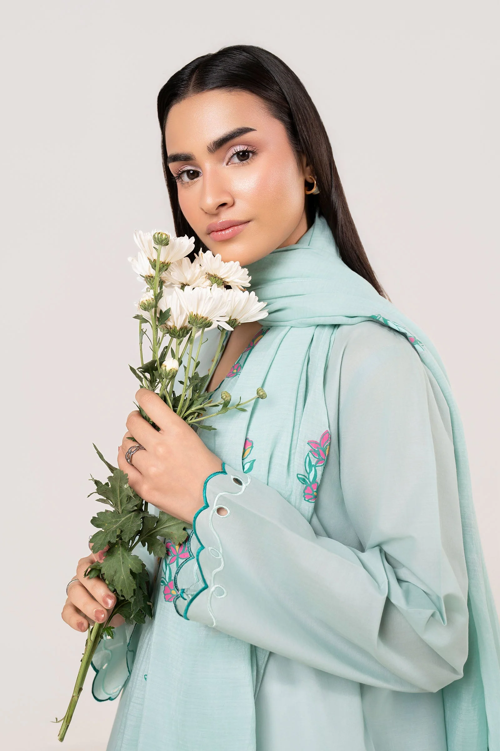2 Pc Embroidered Lawn Suit - Image 3