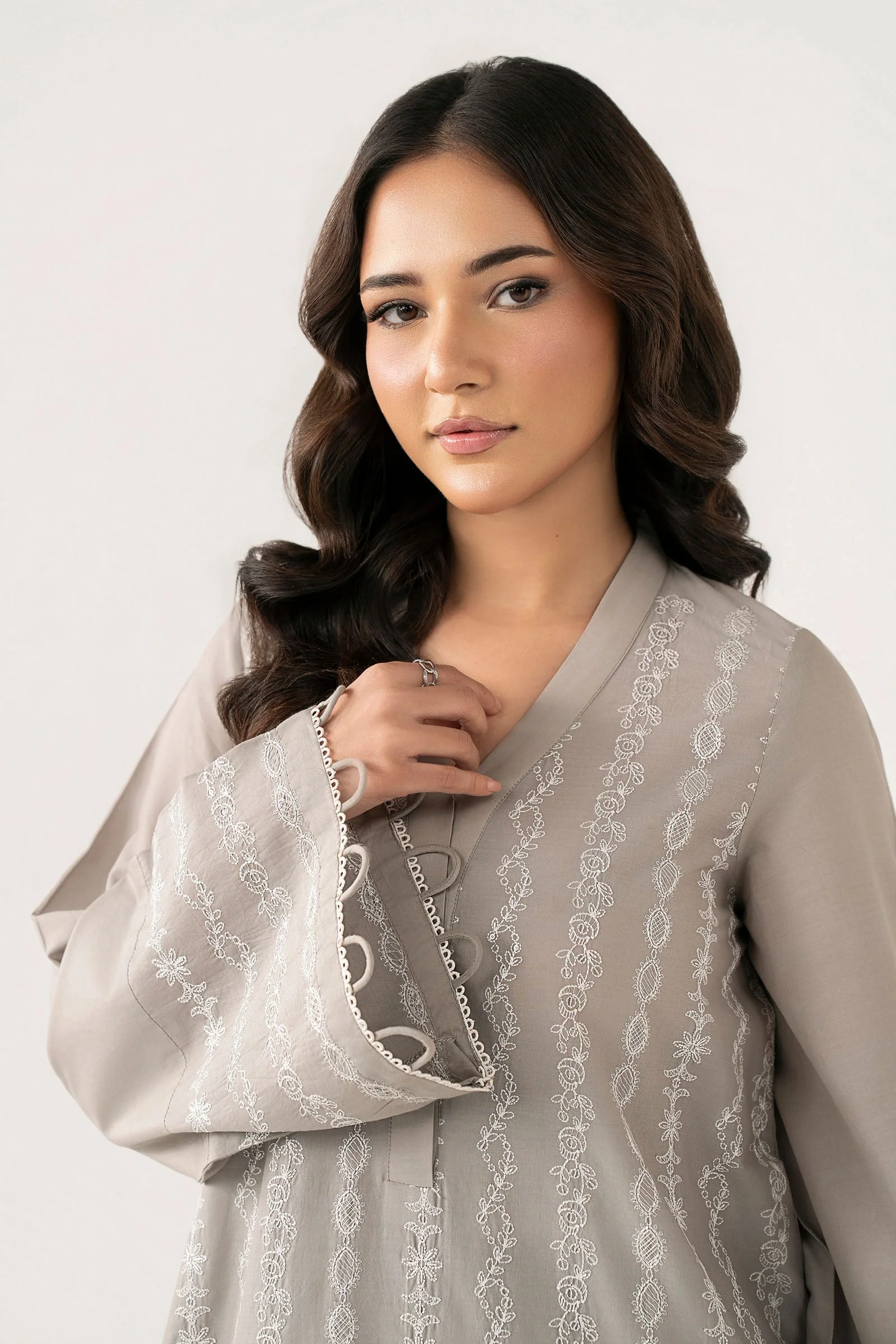 2 Pc Embroidered Lawn Suit - Image 3