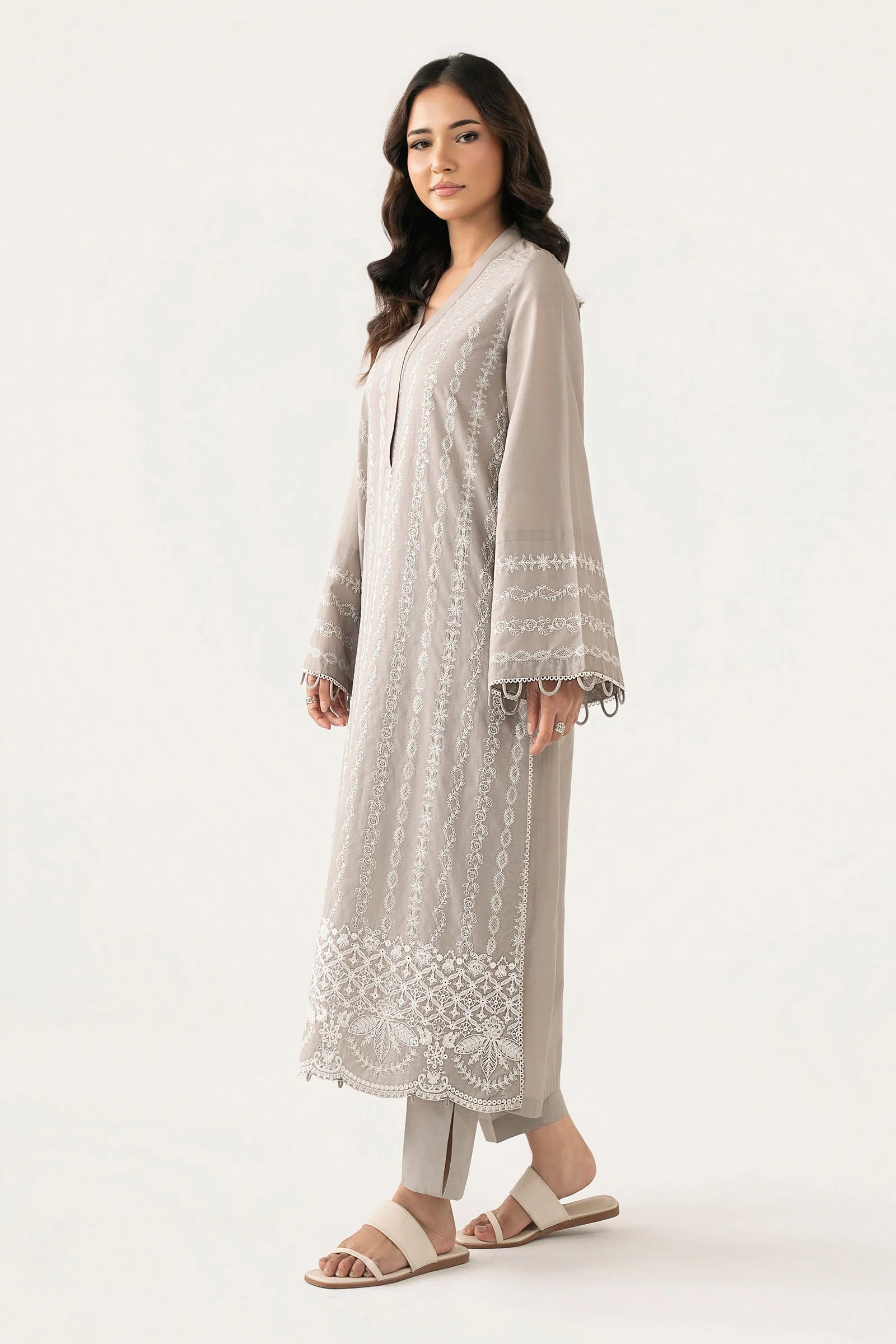 2 Pc Embroidered Lawn Suit - Image 5