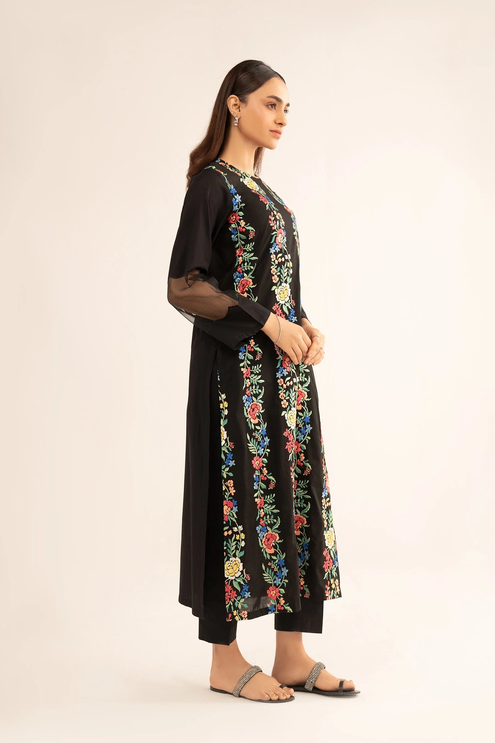 2 Pc Embroidered Lawn Suit - Image 8