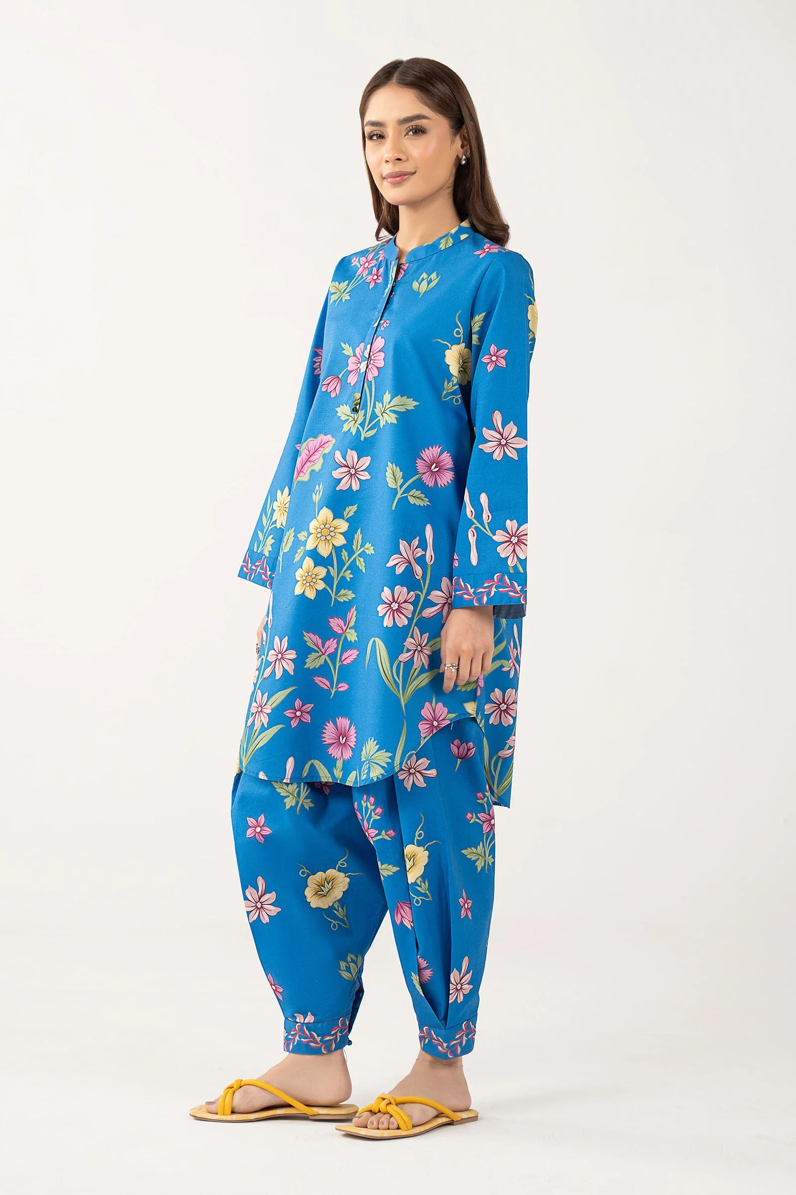 2 Pc Printed Arabic Lawn Suit - Image 5