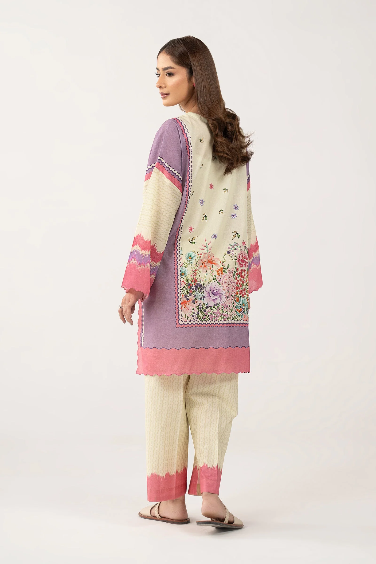 2 Pc Printed Lawn Suit - Image 5