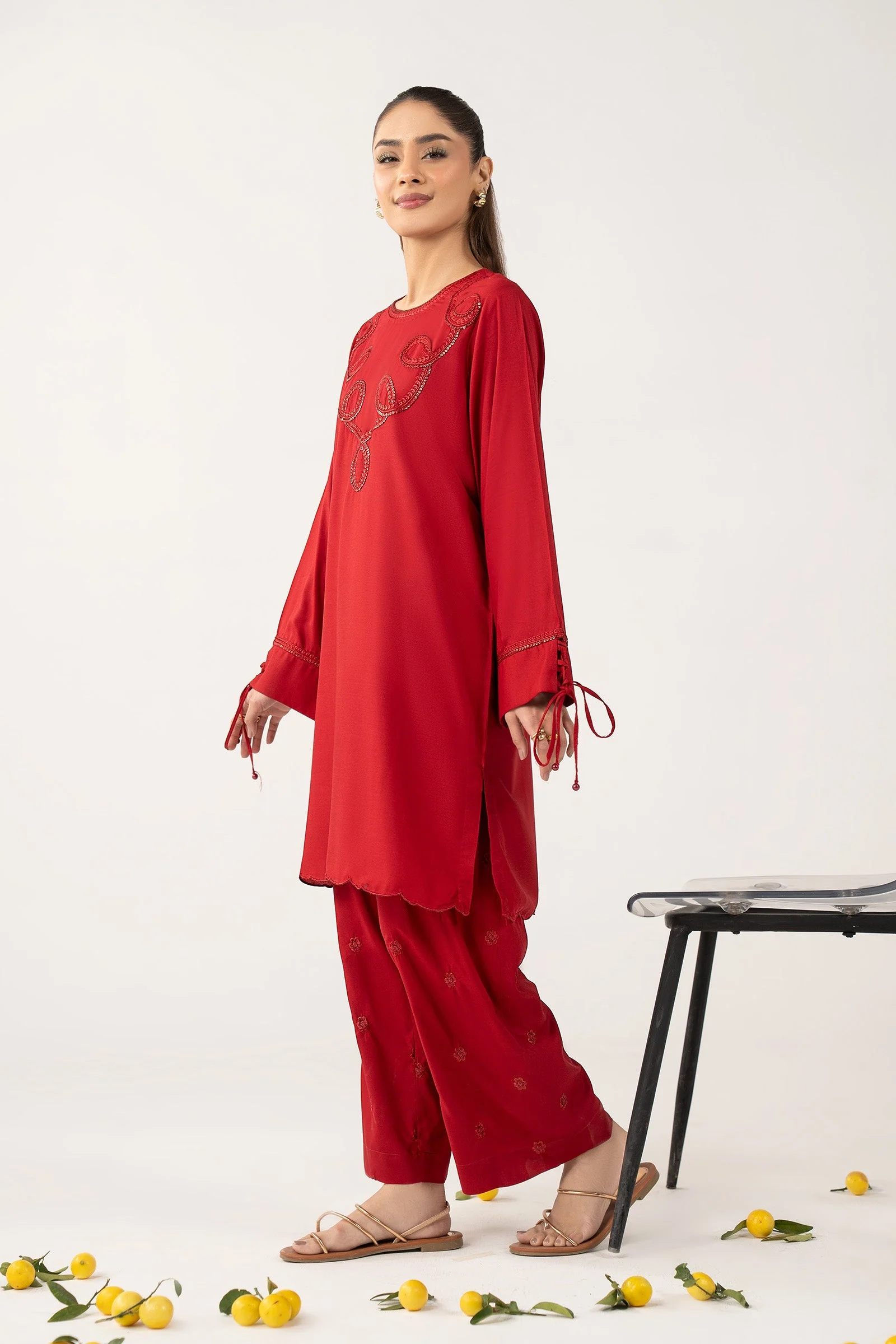 2 Pc Embroidered Arabic Lawn Suit - Image 7