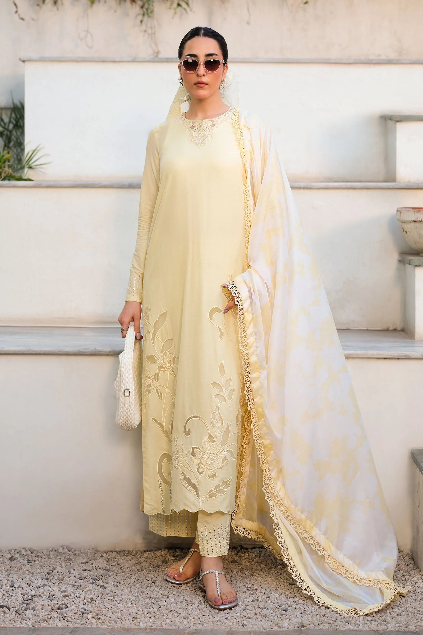 3 Pc Embroidered Arabic Lawn Suit