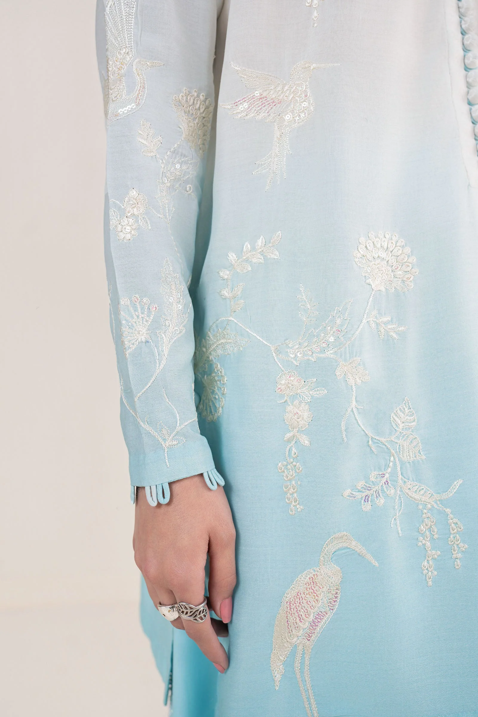 3 Pc Embroidered Arabic Lawn Suit - Image 6