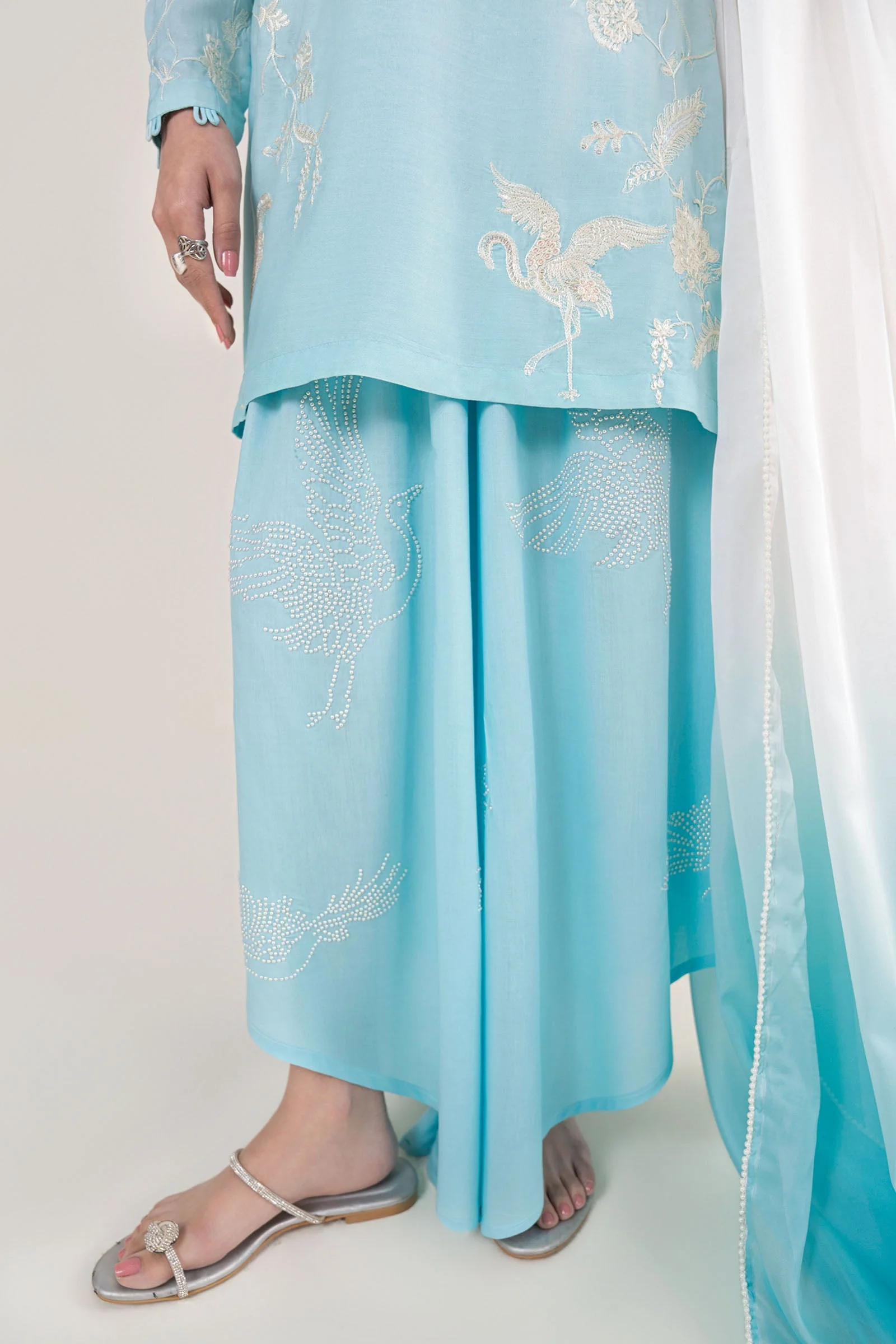 3 Pc Embroidered Arabic Lawn Suit - Image 7