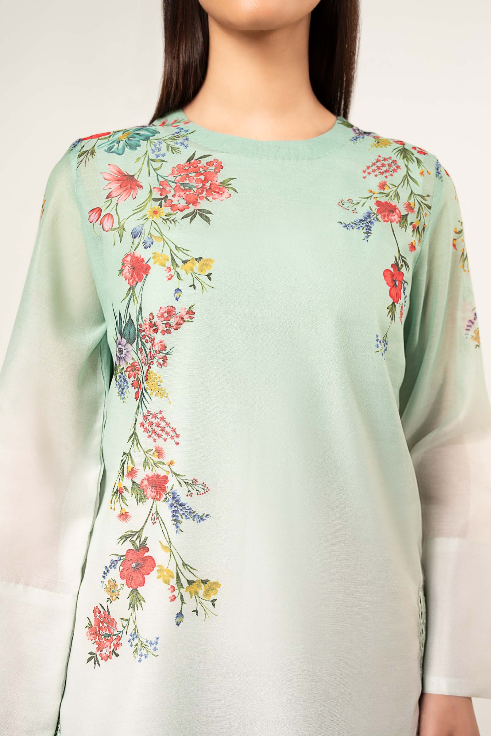 3 Pc Embroidered Paper Lawn Suit - Image 4