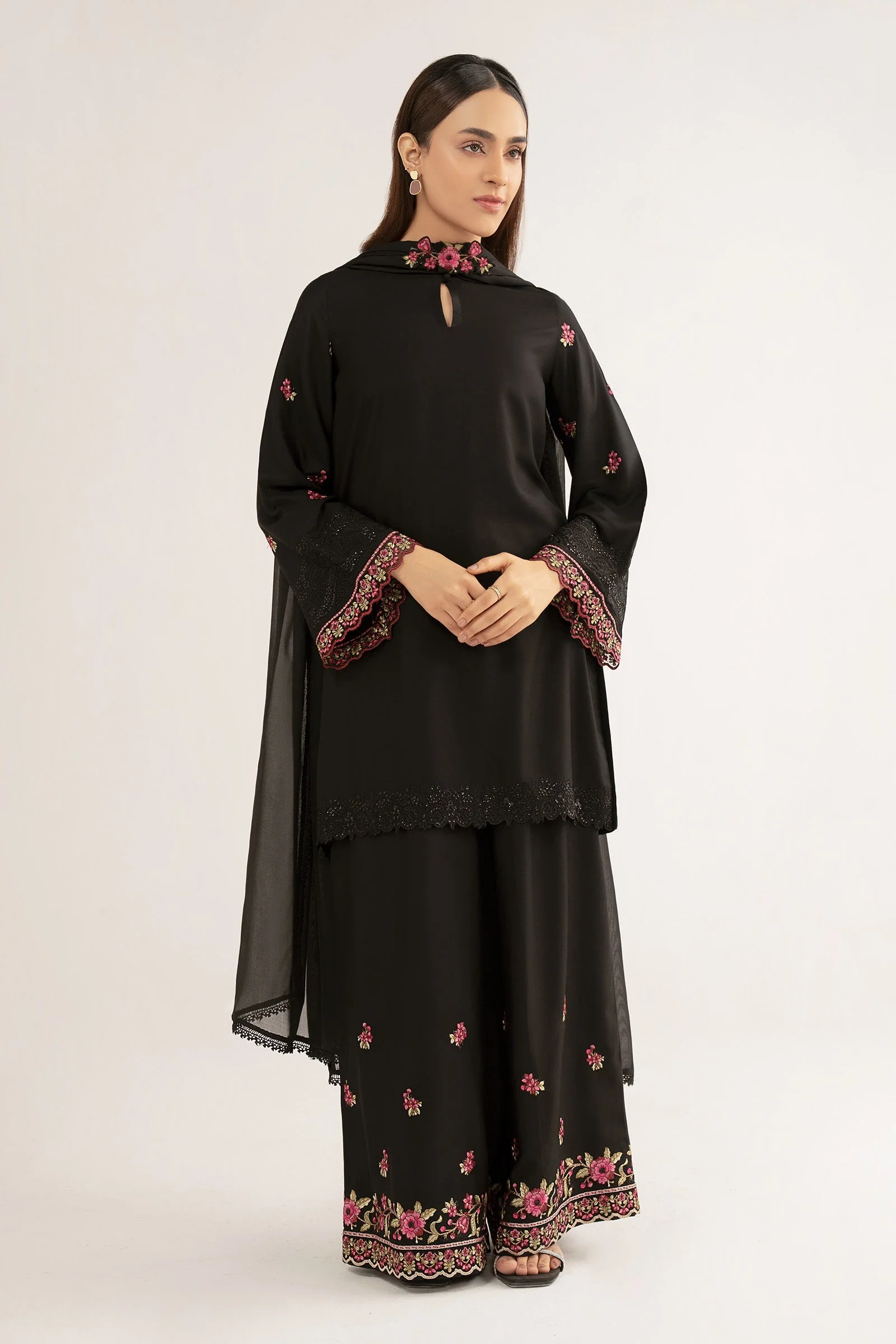 3 Pc Embroidered Arabic Lawn Suit - Image 2
