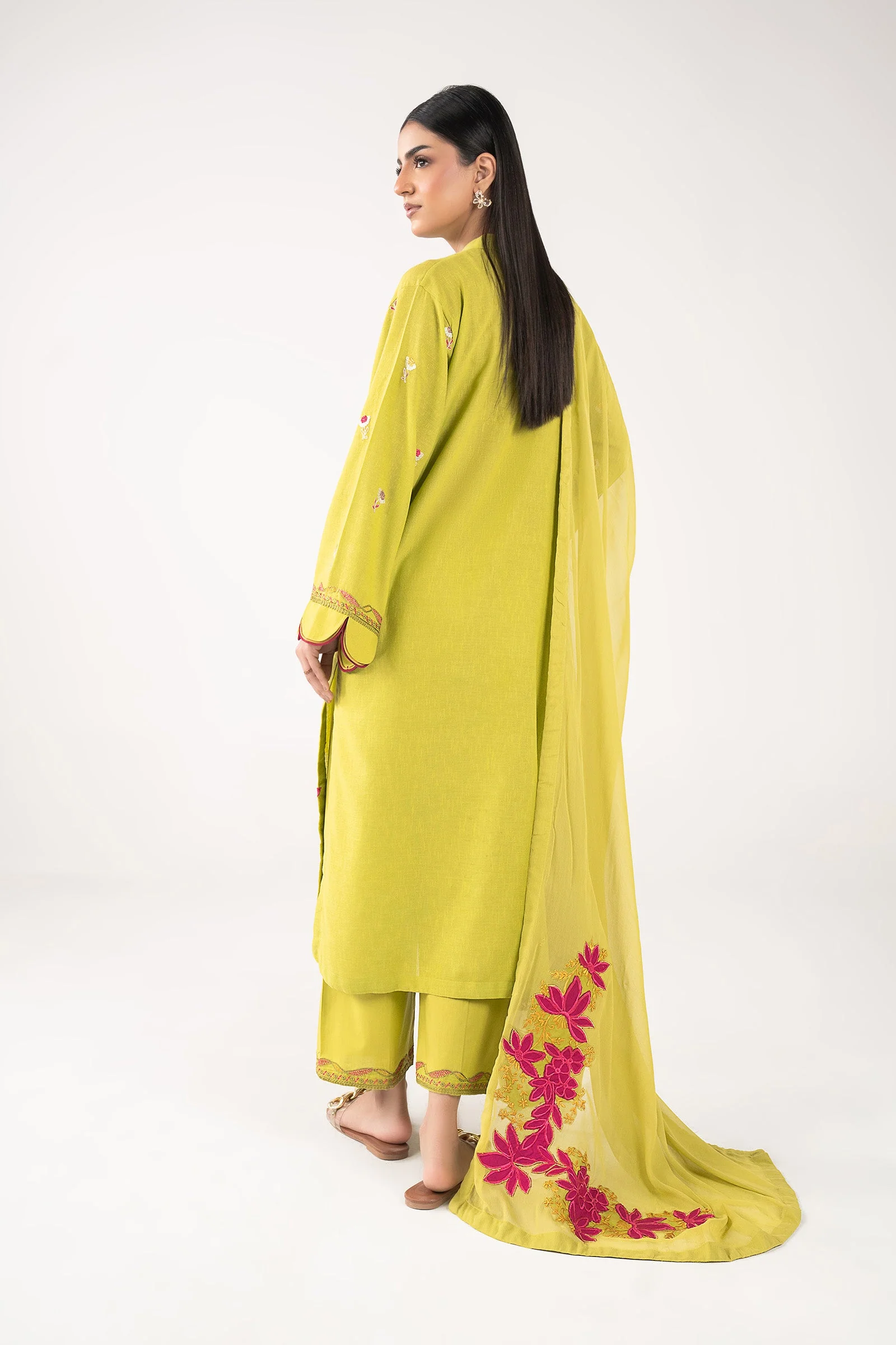 3 Pc Embroidered Lawn Suit - Image 9