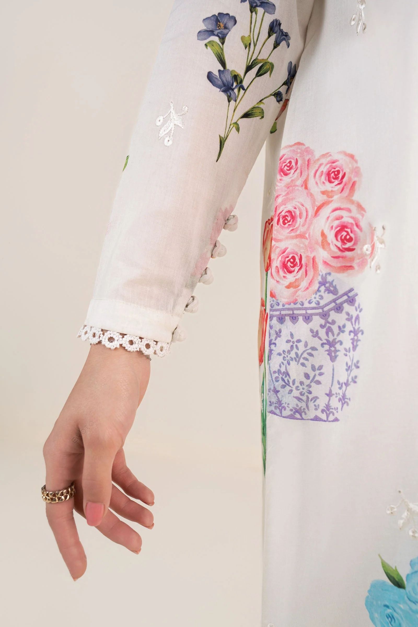 Embroidered Lawn Shirt - Image 7