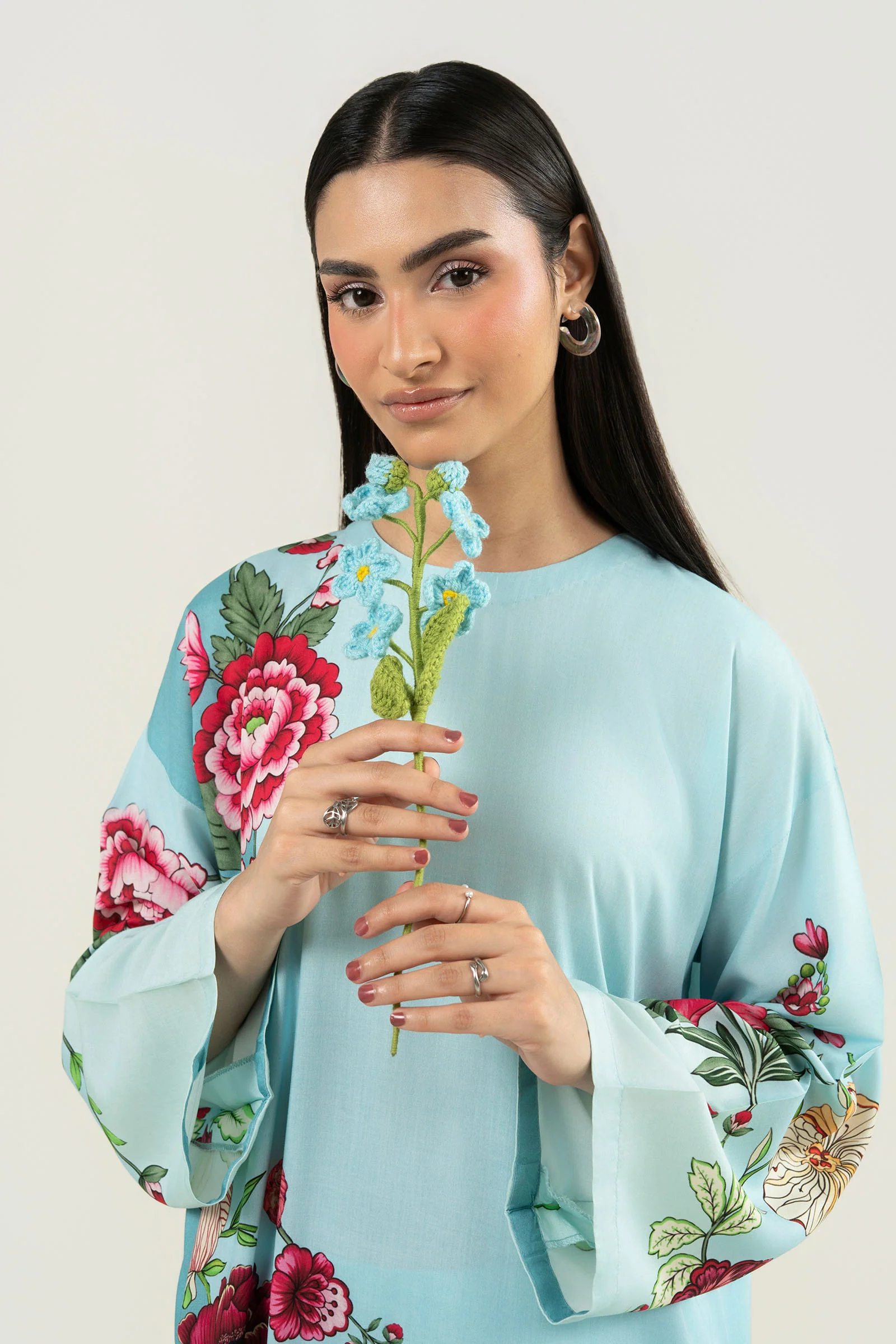 Printed Arabic Lawn Shirt - Image 2