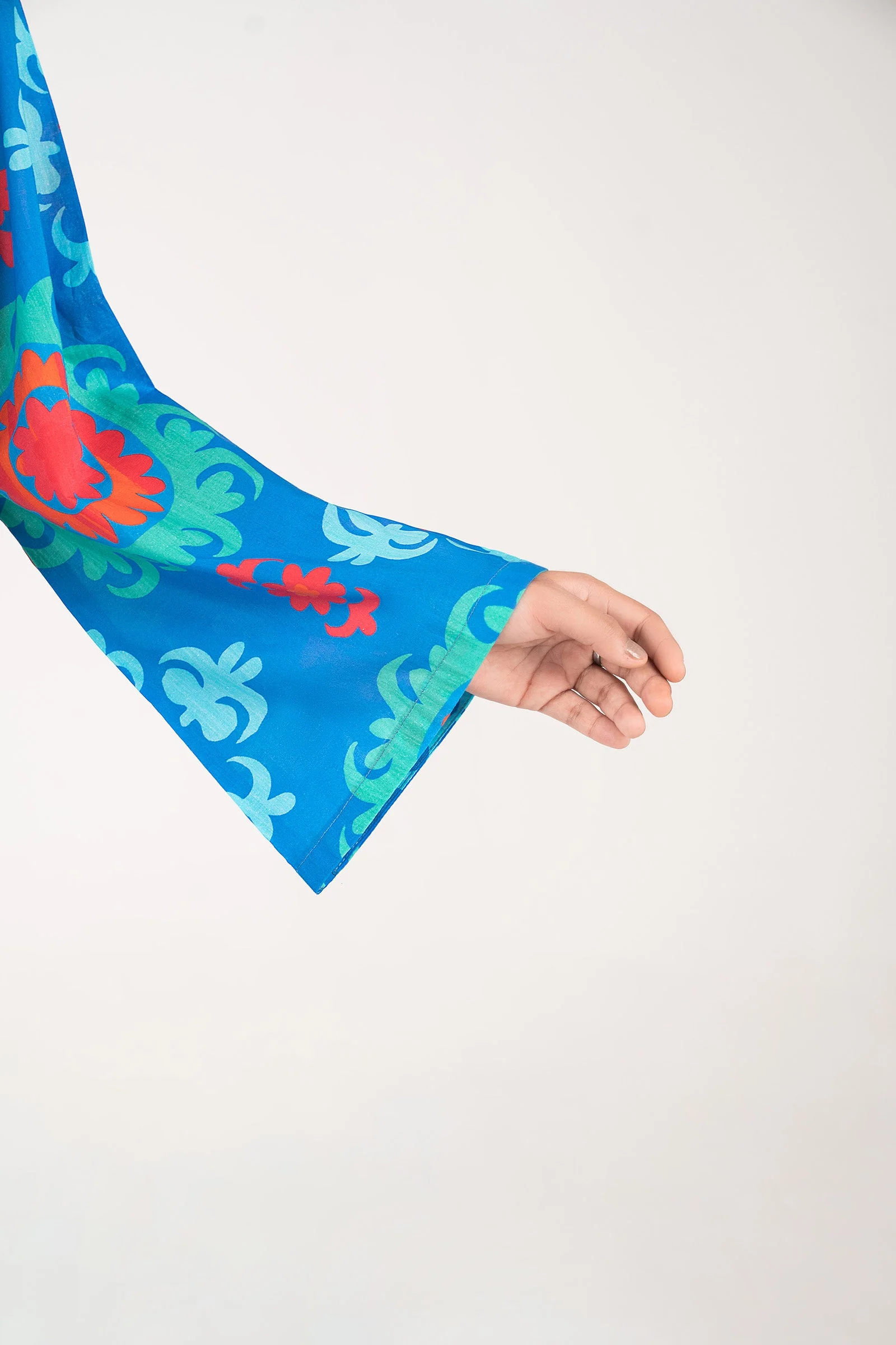 Embroidered Lawn Shirt - Image 5