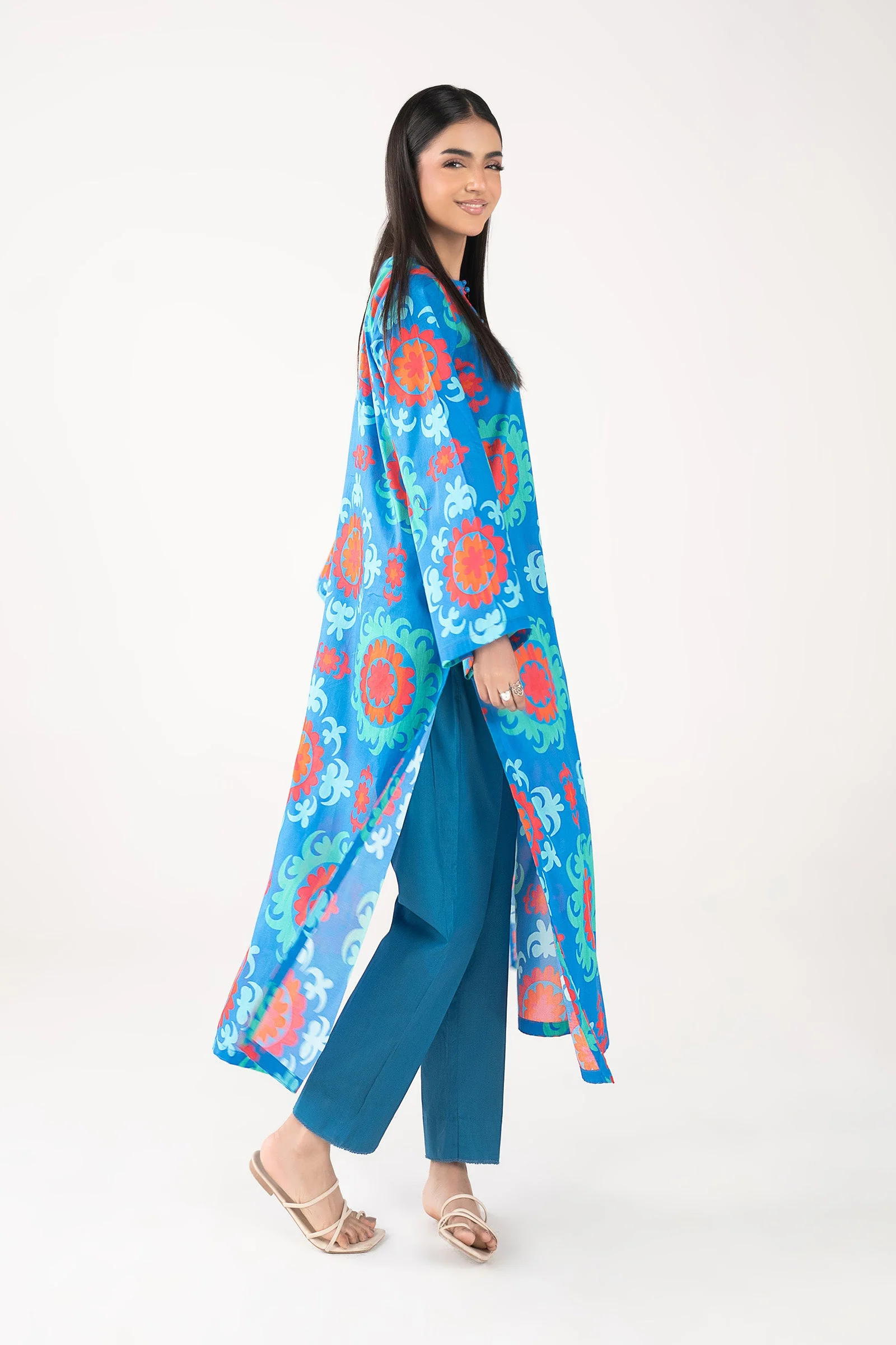 Embroidered Lawn Shirt - Image 7