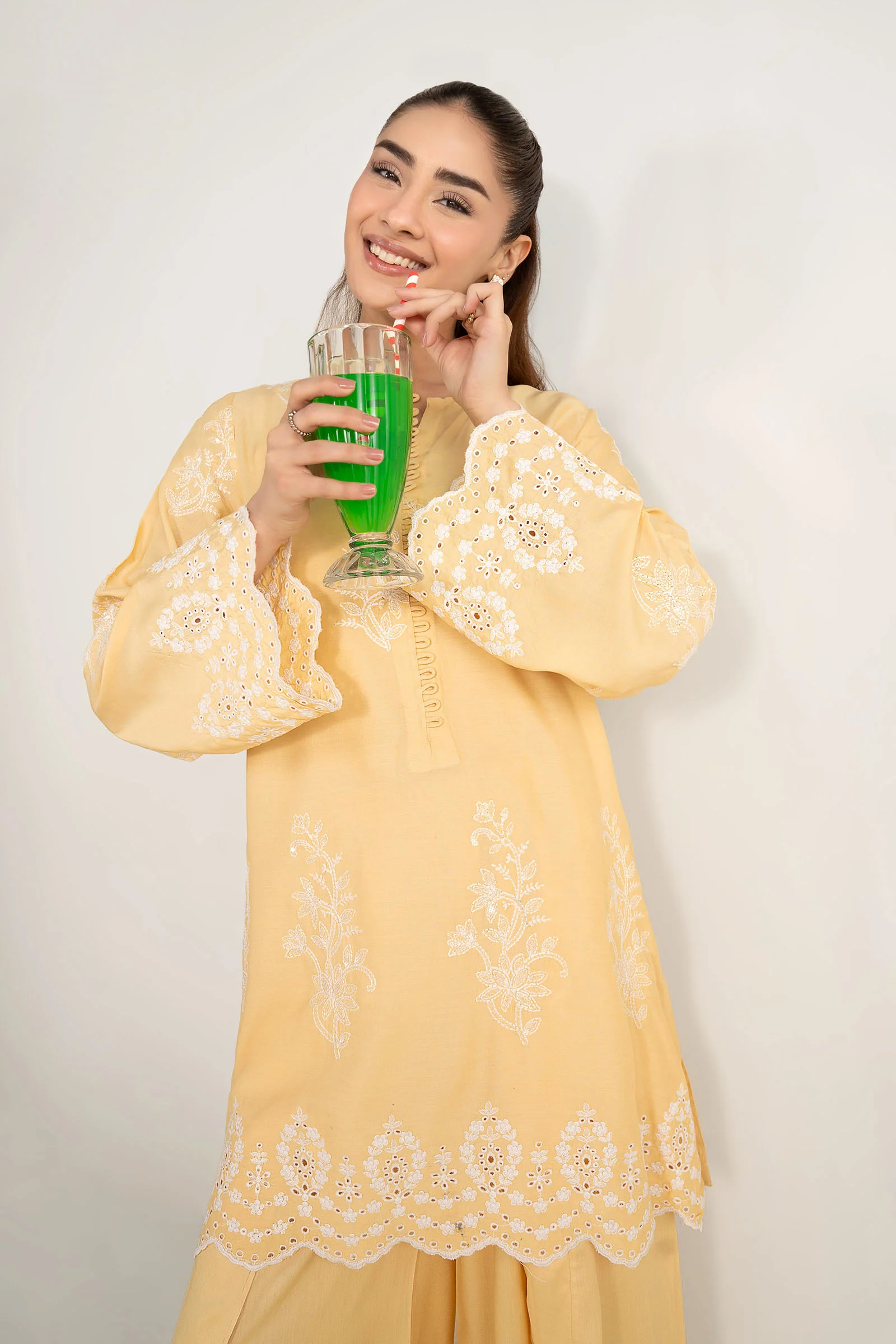 2 Pc Embroidered Arabic Lawn Suit