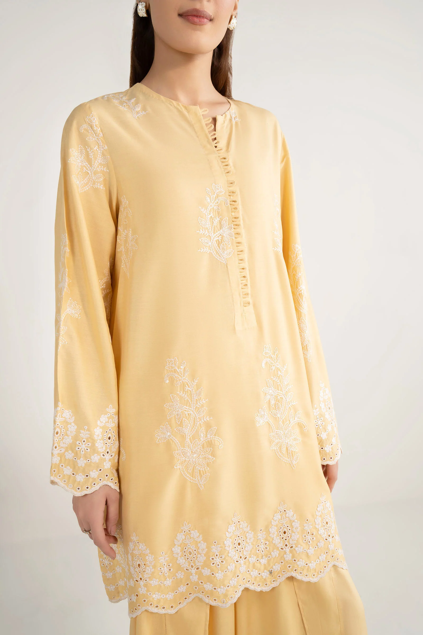 2 Pc Embroidered Arabic Lawn Suit - Image 6
