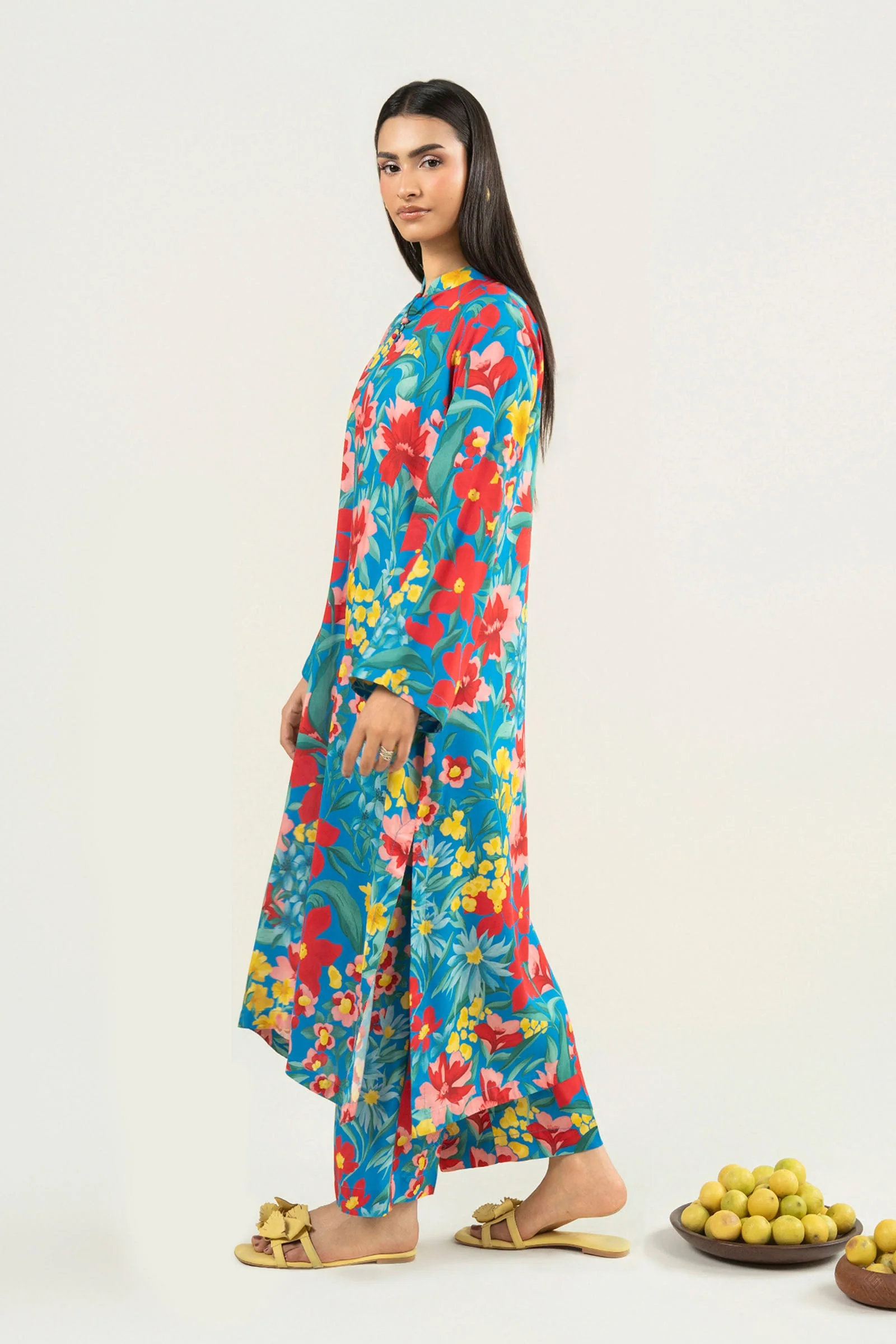 2 Pc Printed Arabic Lawn Suit - Image 5