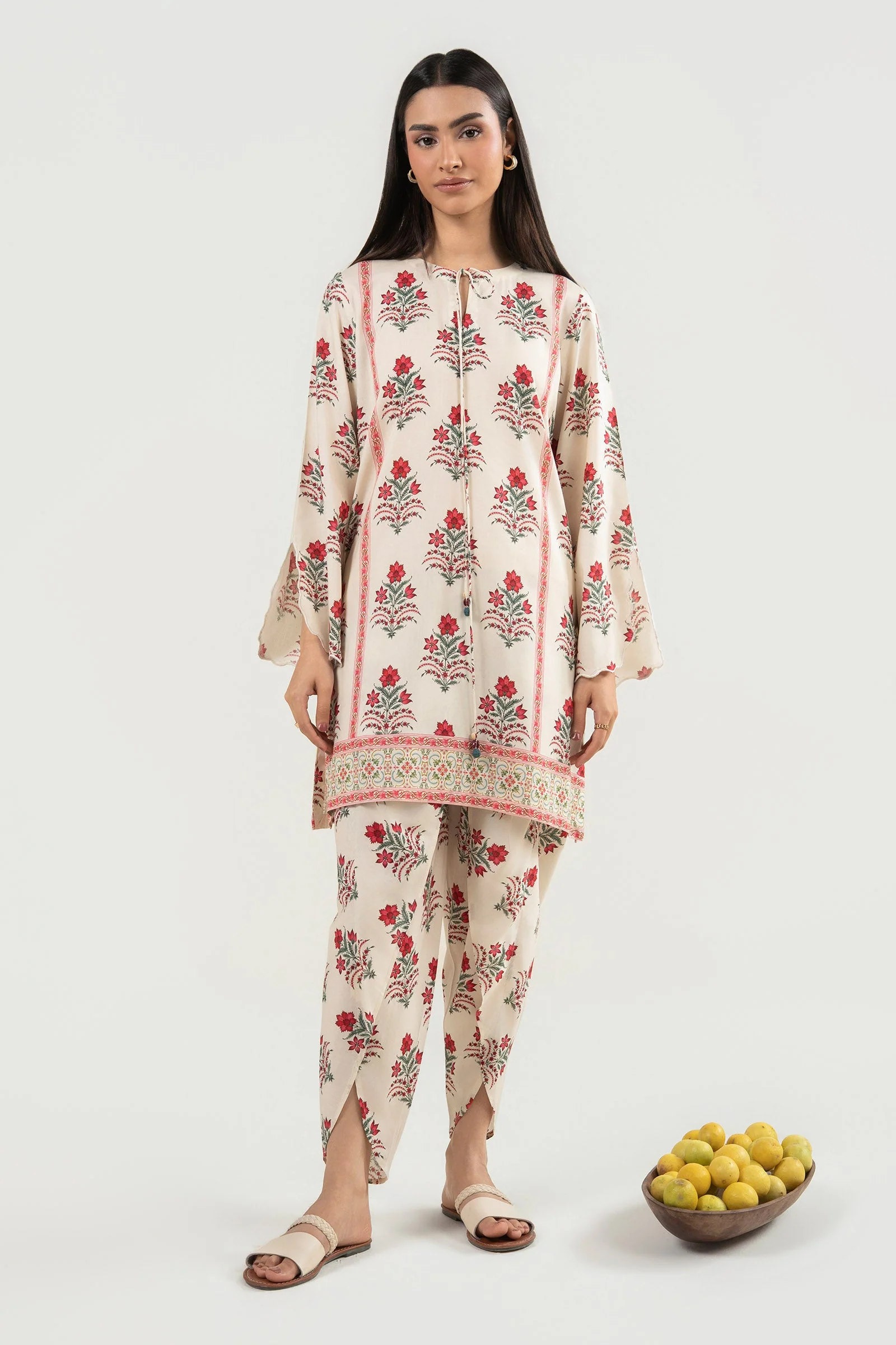 2 Pc Printed Arabic Lawn Suit - Image 6