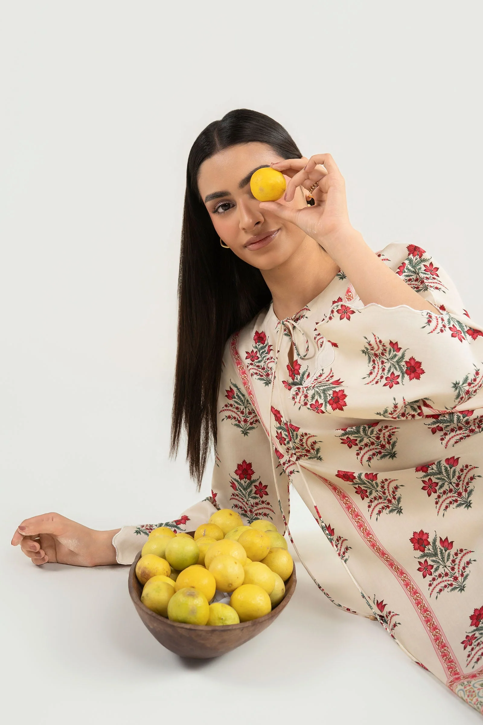 2 Pc Printed Arabic Lawn Suit - Image 8