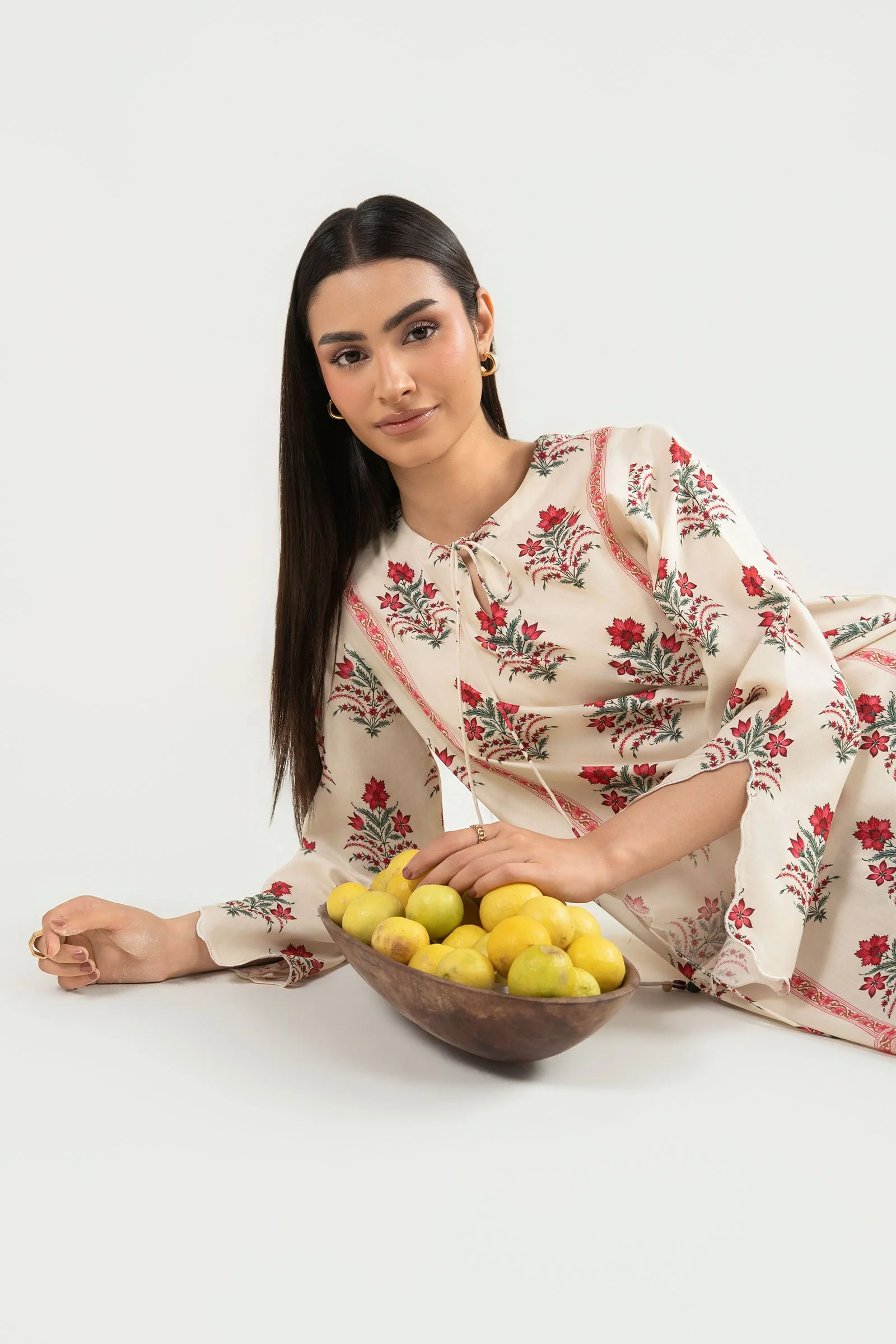 2 Pc Printed Arabic Lawn Suit - Image 9