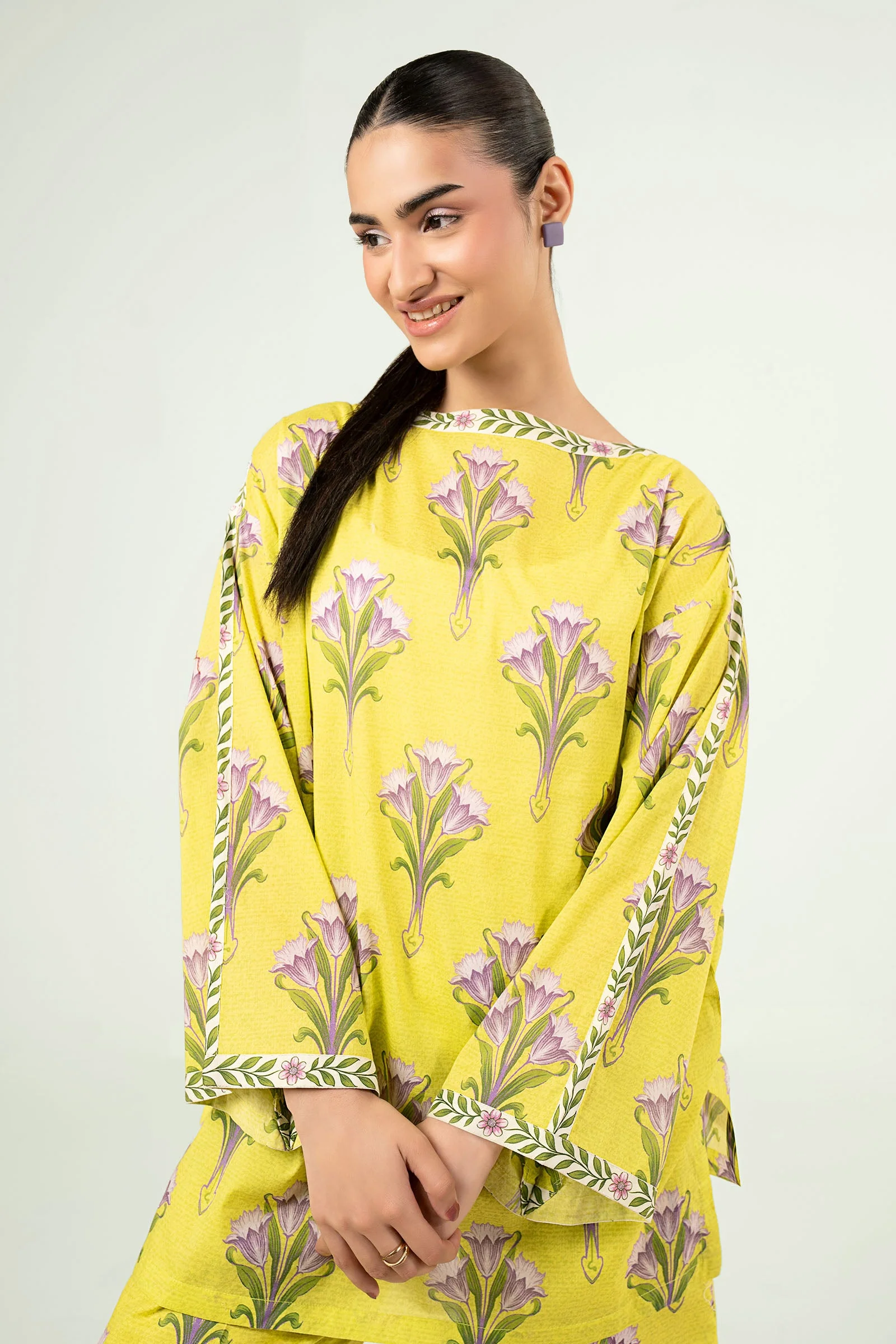 2 Pc Printed Lawn Suit - Image 3