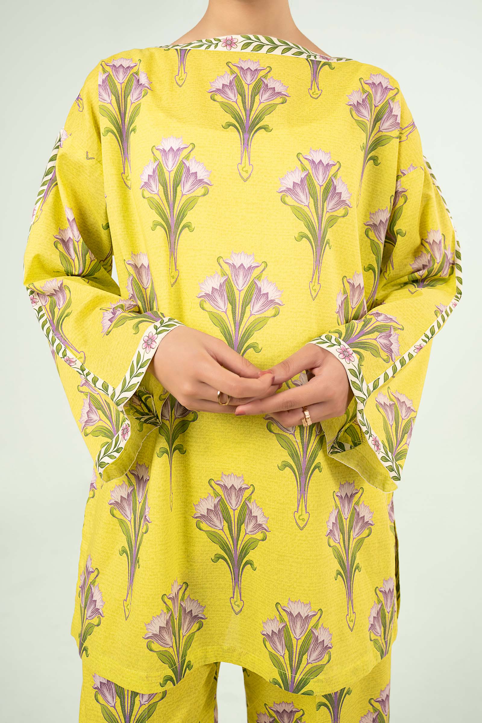 2 Pc Printed Lawn Suit - Image 5