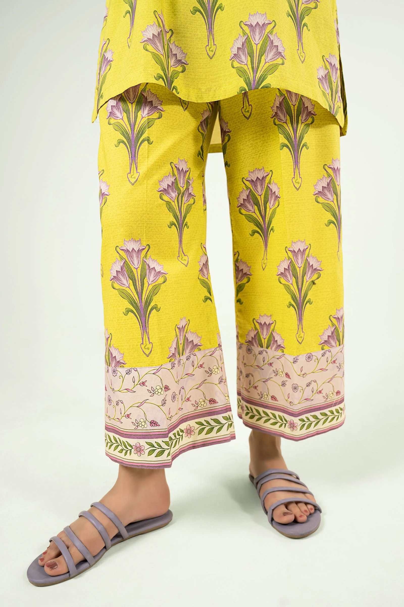 2 Pc Printed Lawn Suit - Image 6