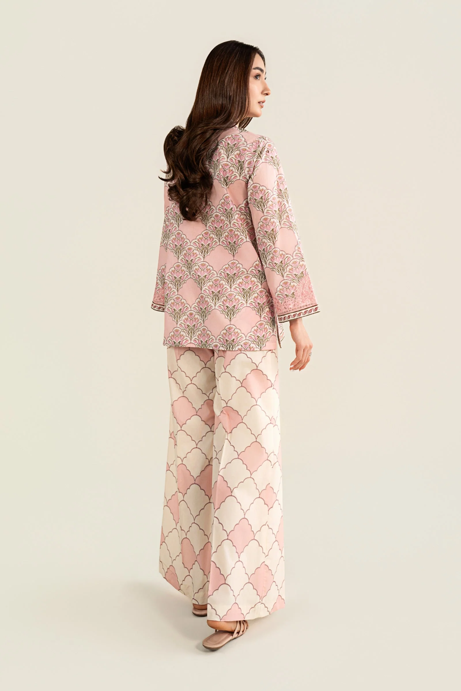 2 Pc Embroidered Lawn Suit - Image 10