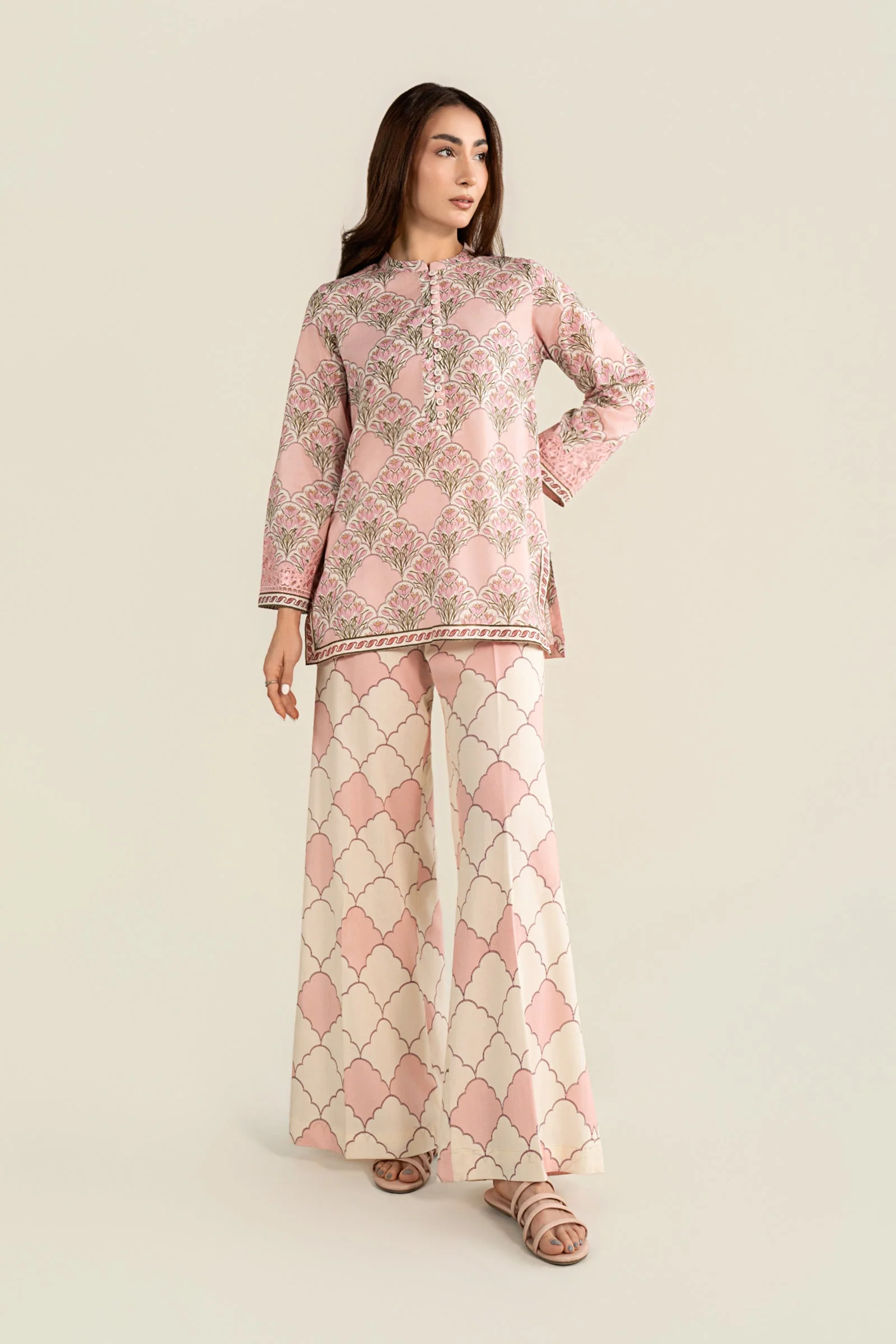 2 Pc Embroidered Lawn Suit - Image 2