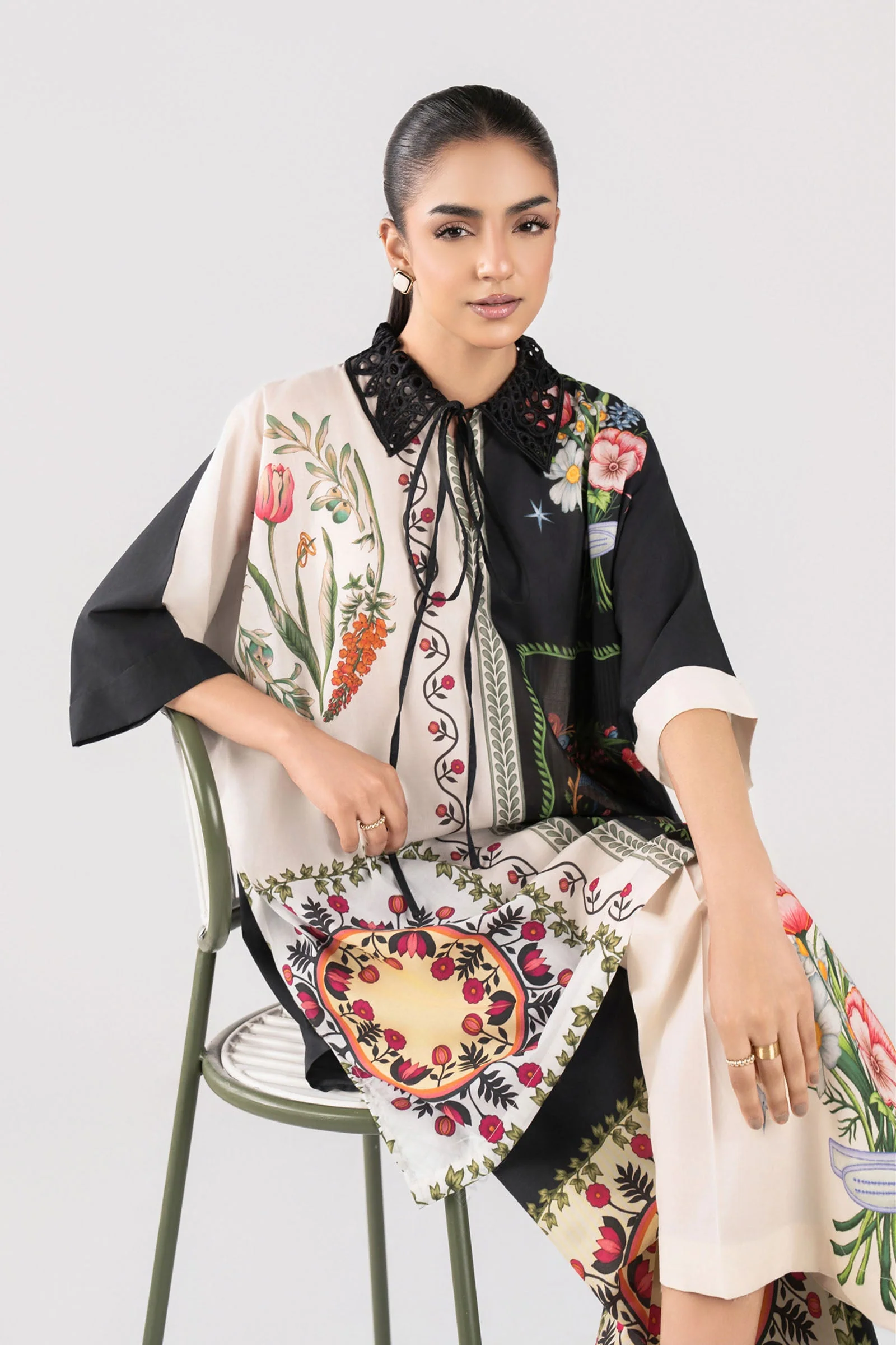 2 Pc Embroidered Lawn Suit - Image 2